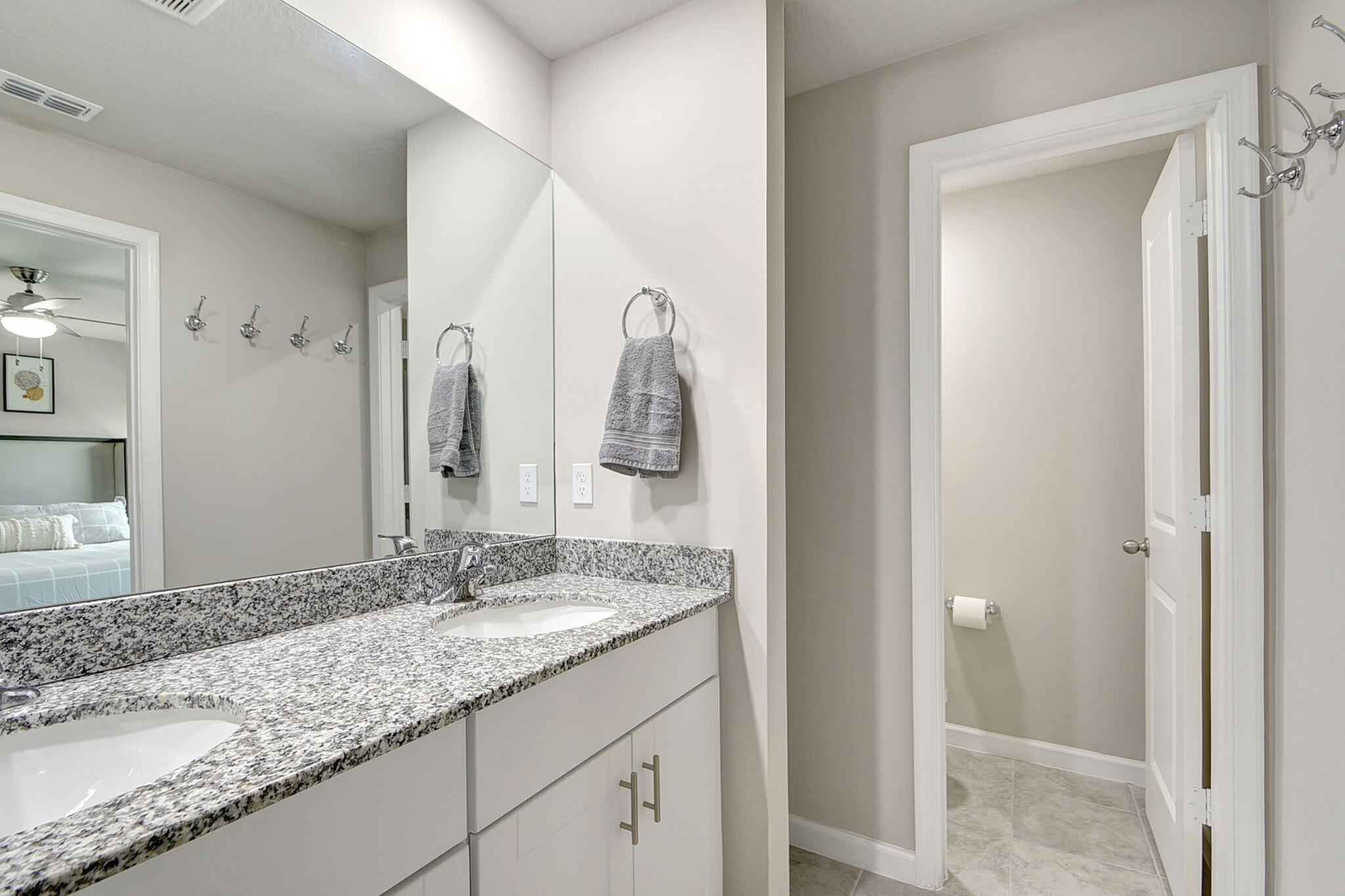 ENCLAVE AT MANGONIA PARK - Residential