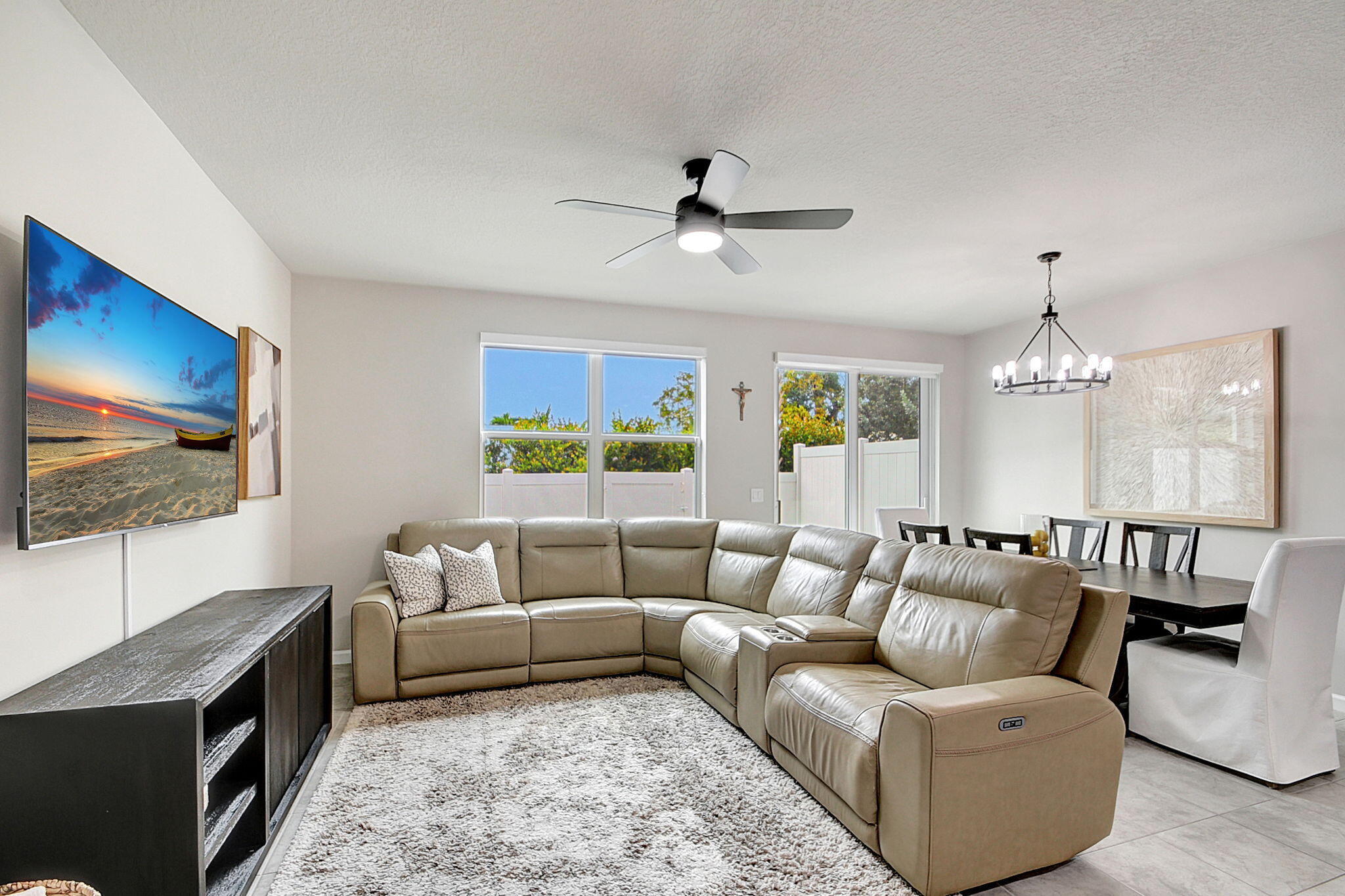 ENCLAVE AT MANGONIA PARK - Residential