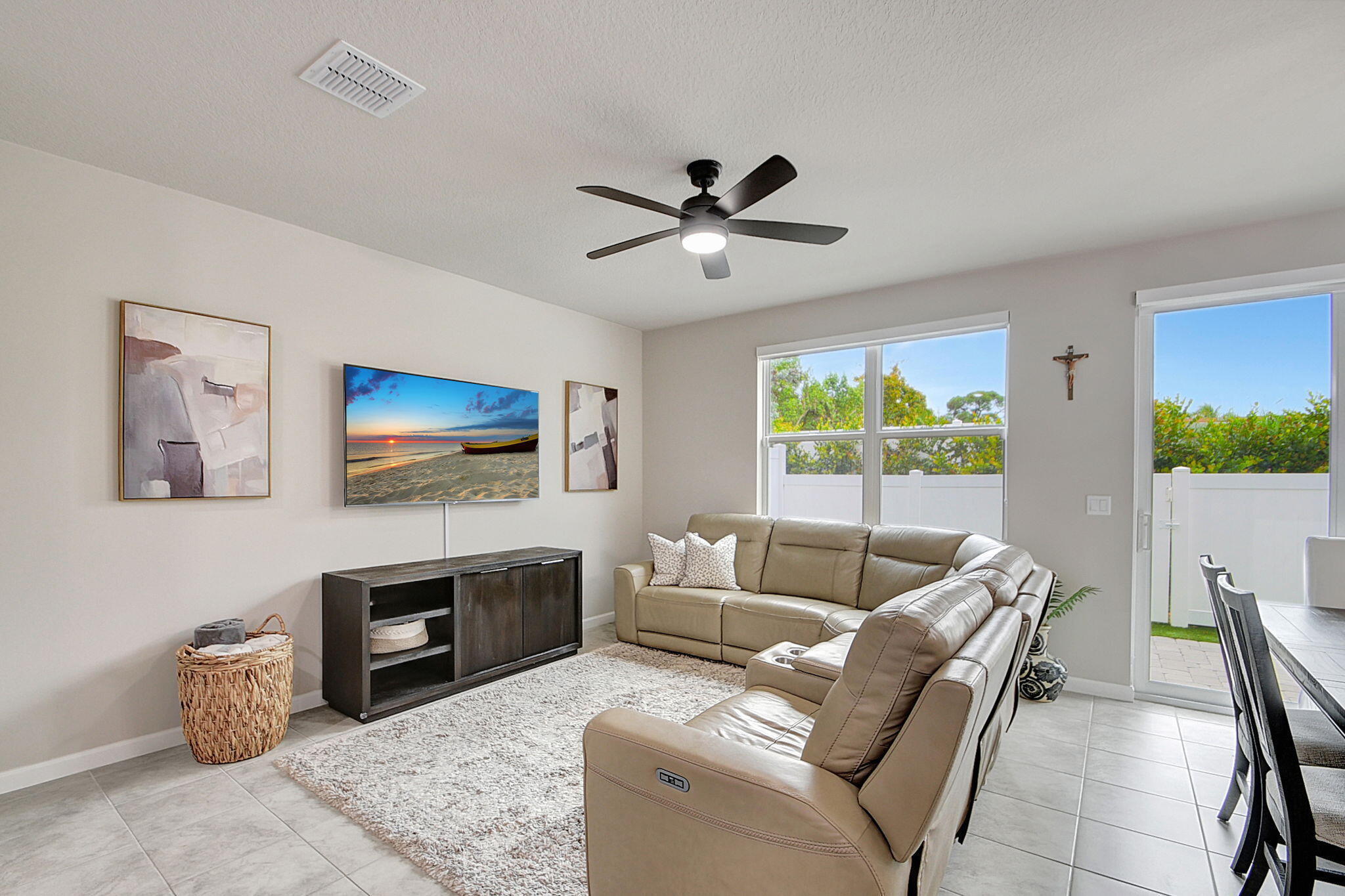 ENCLAVE AT MANGONIA PARK - Residential