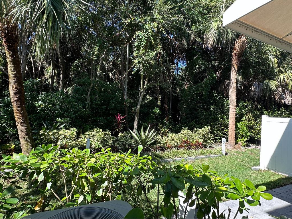 Photo of 11425 Pointe Midtown Drive, Palm Beach Gardens, FL 33418 (MLS # R11116850)