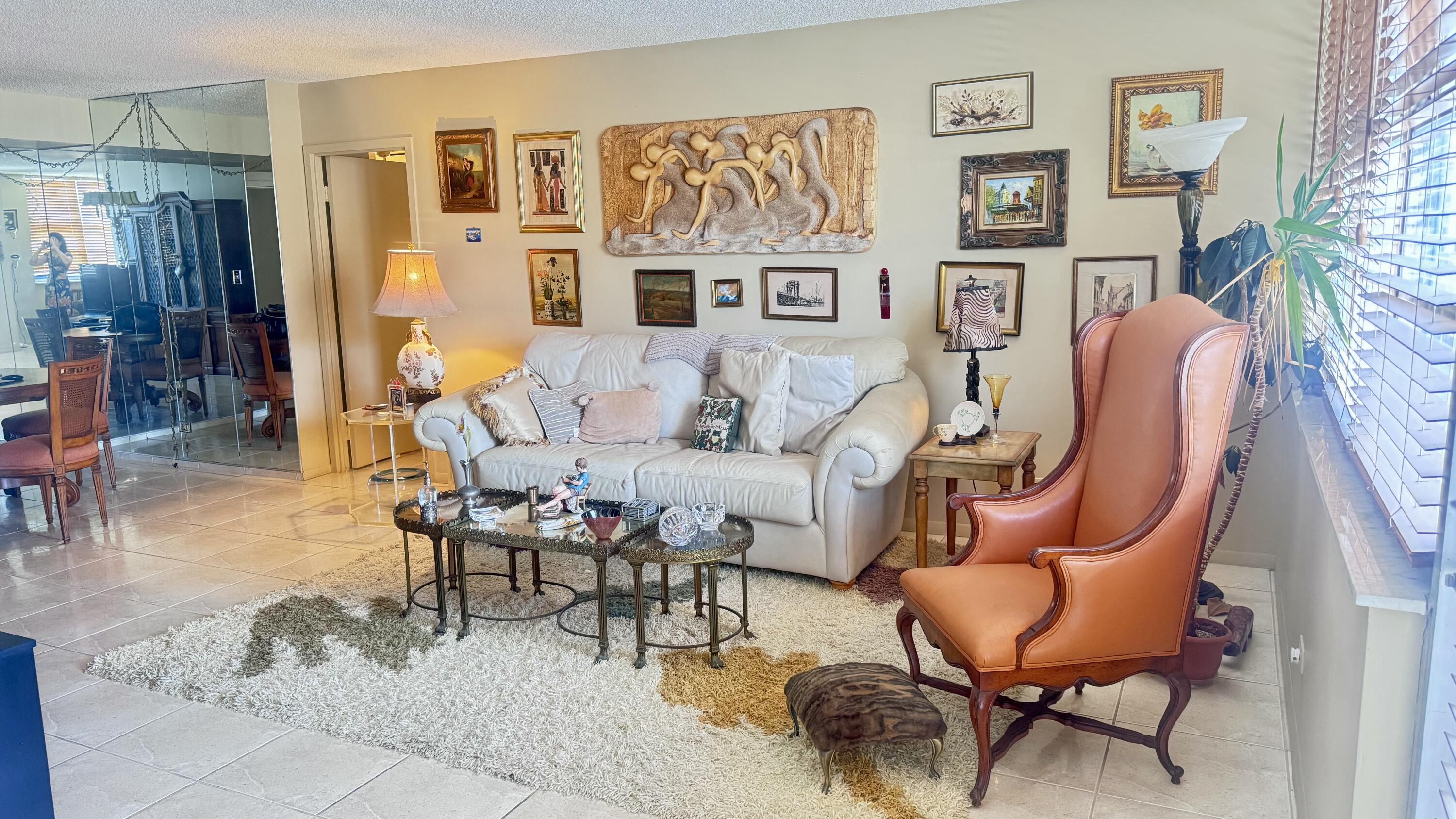 WINSTON TOWERS 100 CONDO - Residential