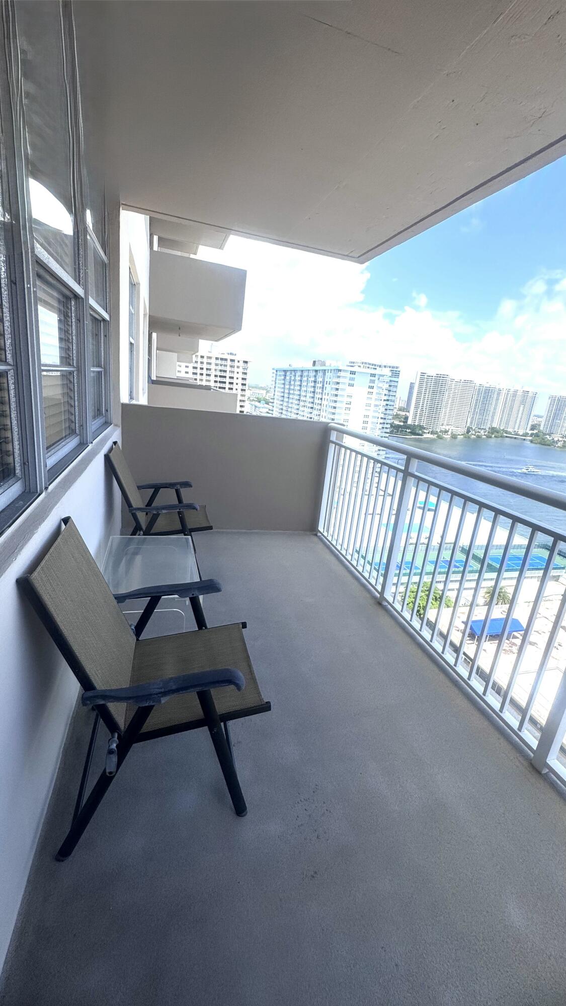 WINSTON TOWERS 100 CONDO - Residential
