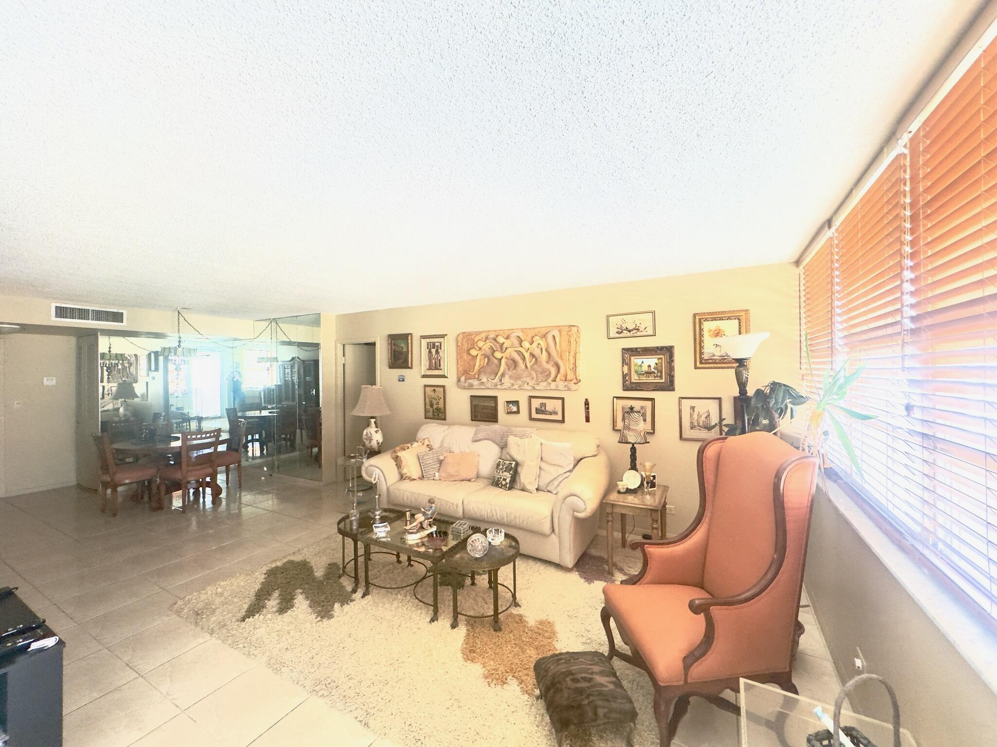 WINSTON TOWERS 100 CONDO - Residential