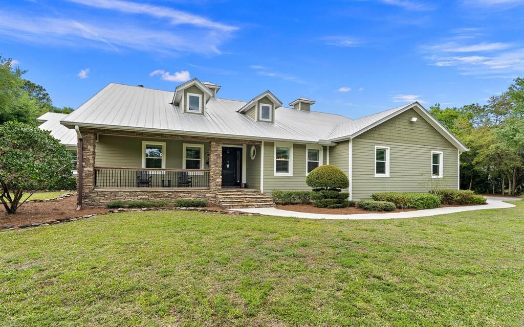 Photo of 5905 SW Ranchito Street, Palm City, FL 34990 (MLS # R10809062)
