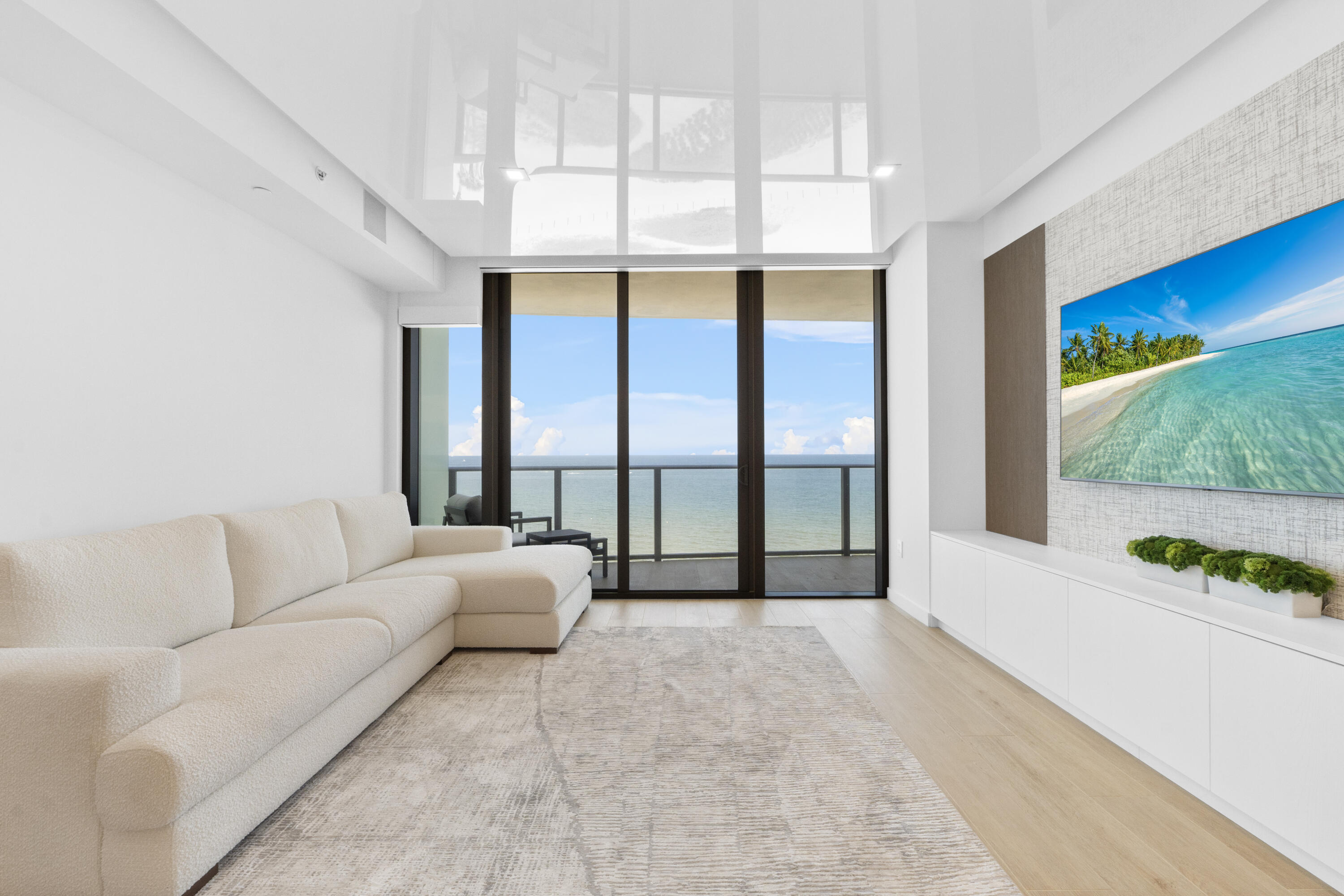 1116 N Ocean Boulevard 904