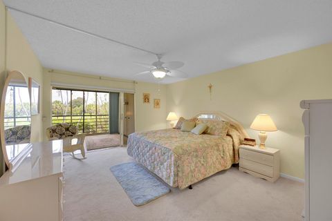 Condominium in Boca Raton FL 9165 14th Street St 18.jpg