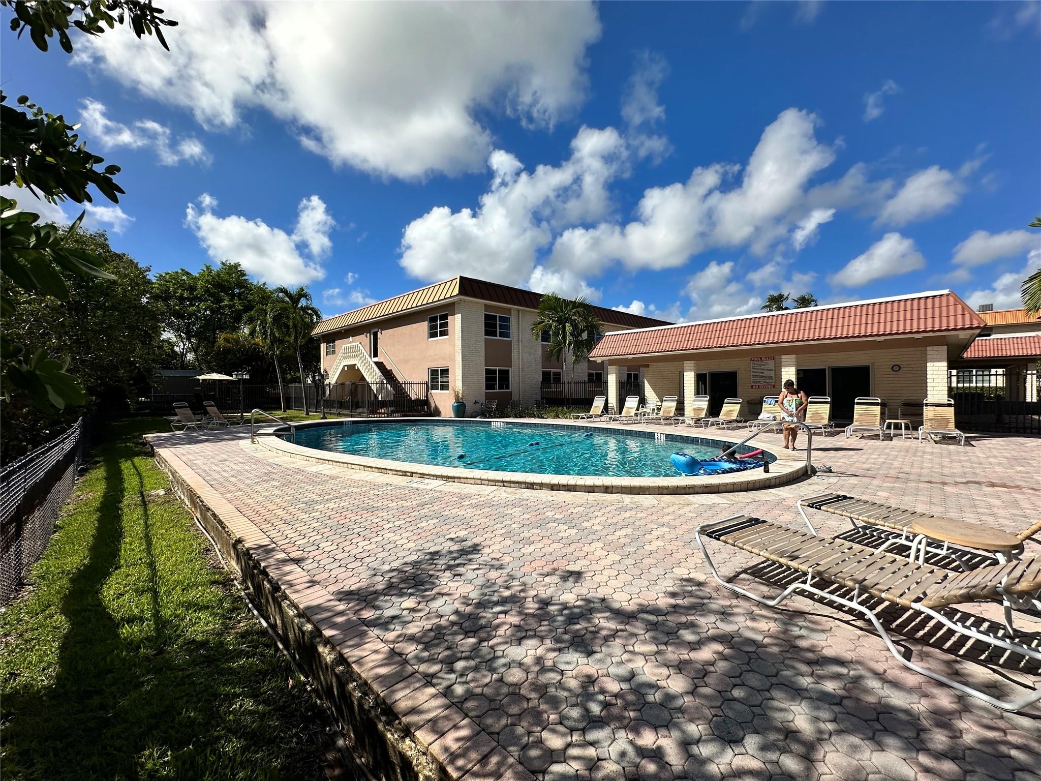 MANOR GROVE VILLAGE 1 - Residential Lease