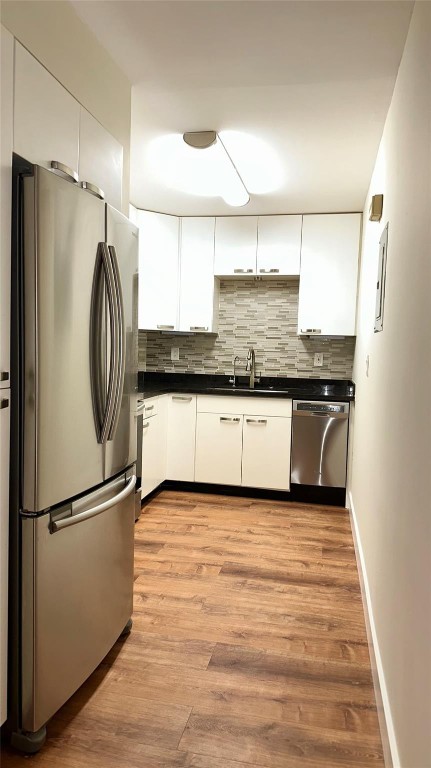 MANOR GROVE VILLAGE 1 - Residential Lease