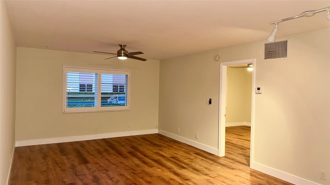 MANOR GROVE VILLAGE 1 - Residential Lease