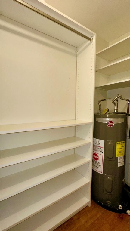 MANOR GROVE VILLAGE 1 - Residential Lease