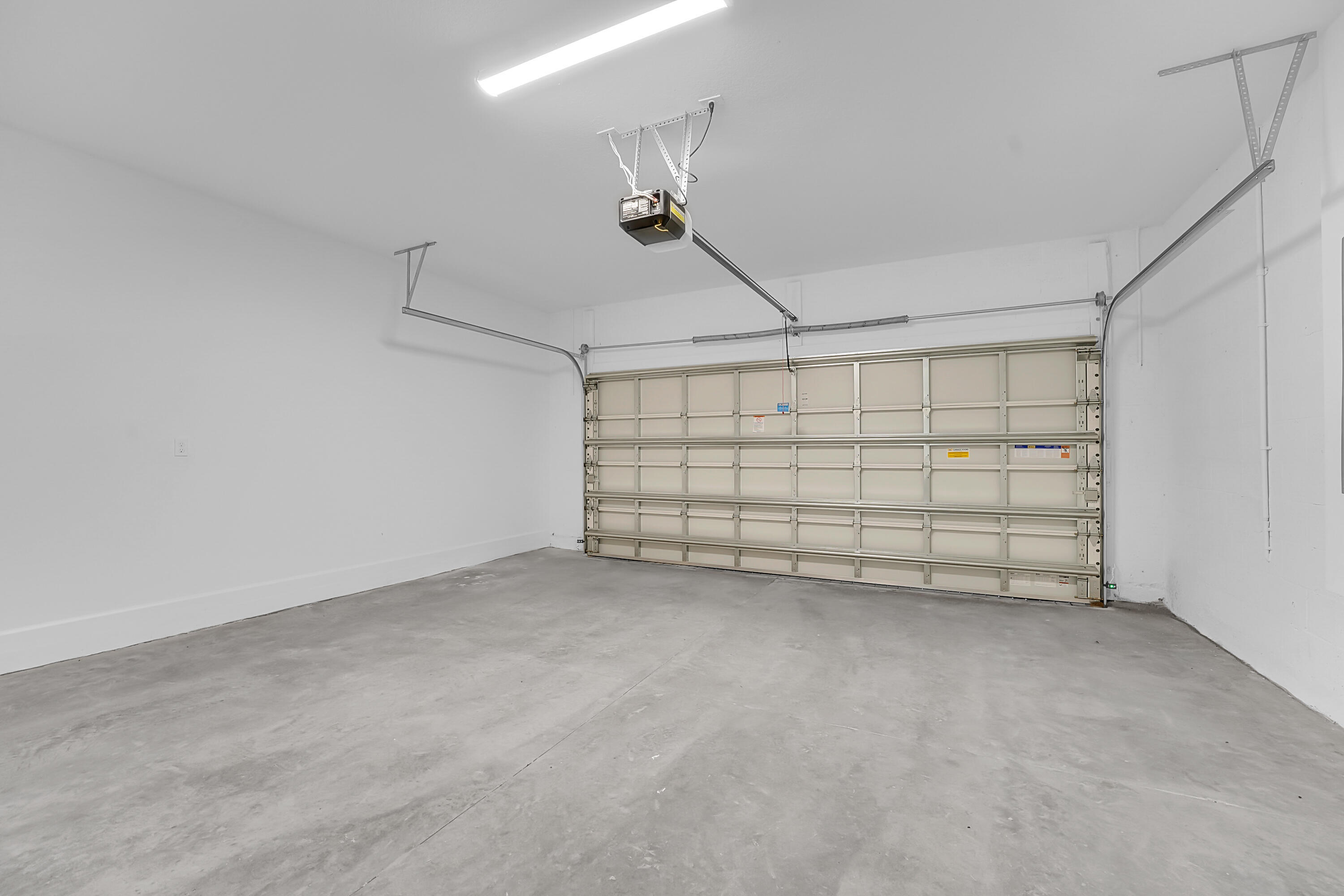 SEAGROVE PUD - Residential Lease
