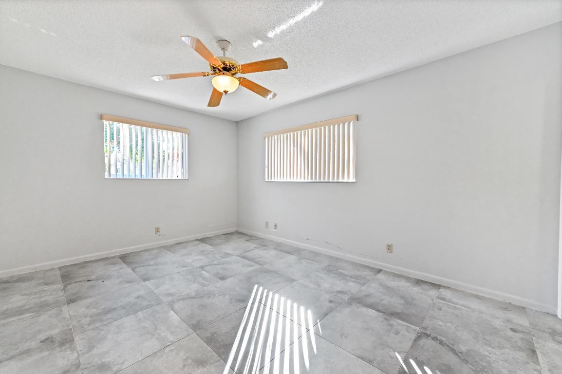 INTERNATIONAL CLUB CONDO - Residential