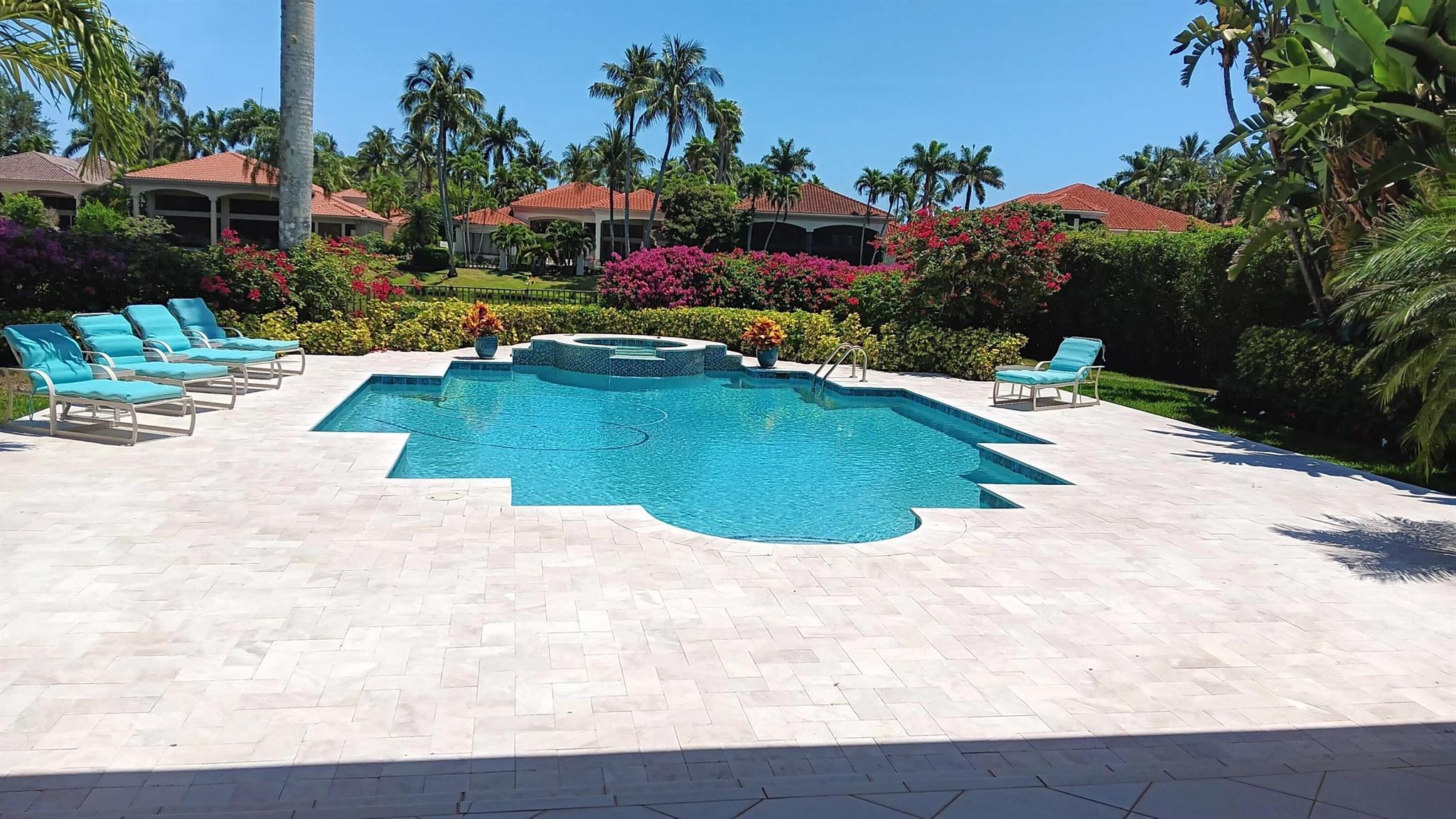 BROKEN SOUND COUNTRY CLUB - Residential