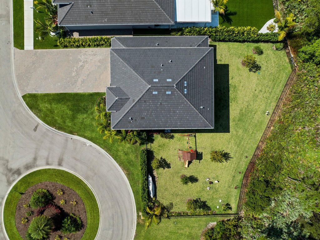 Photo of 5083 SW Winchester Drive, Stuart, FL 34997 (MLS # R10985995)