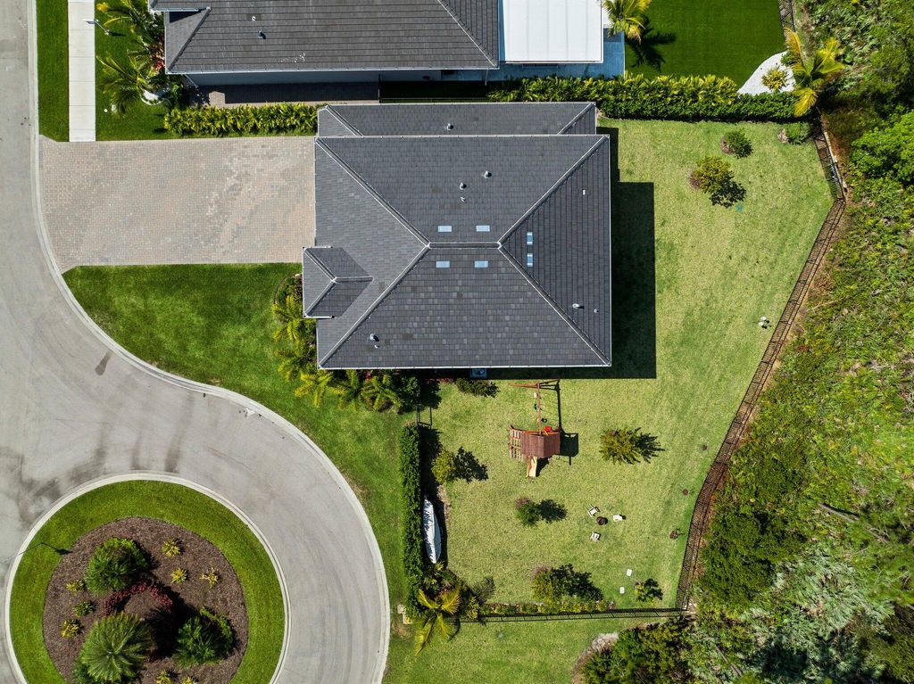 Photo of 5083 SW Winchester Drive, Stuart, FL 34997 (MLS # R10985995)