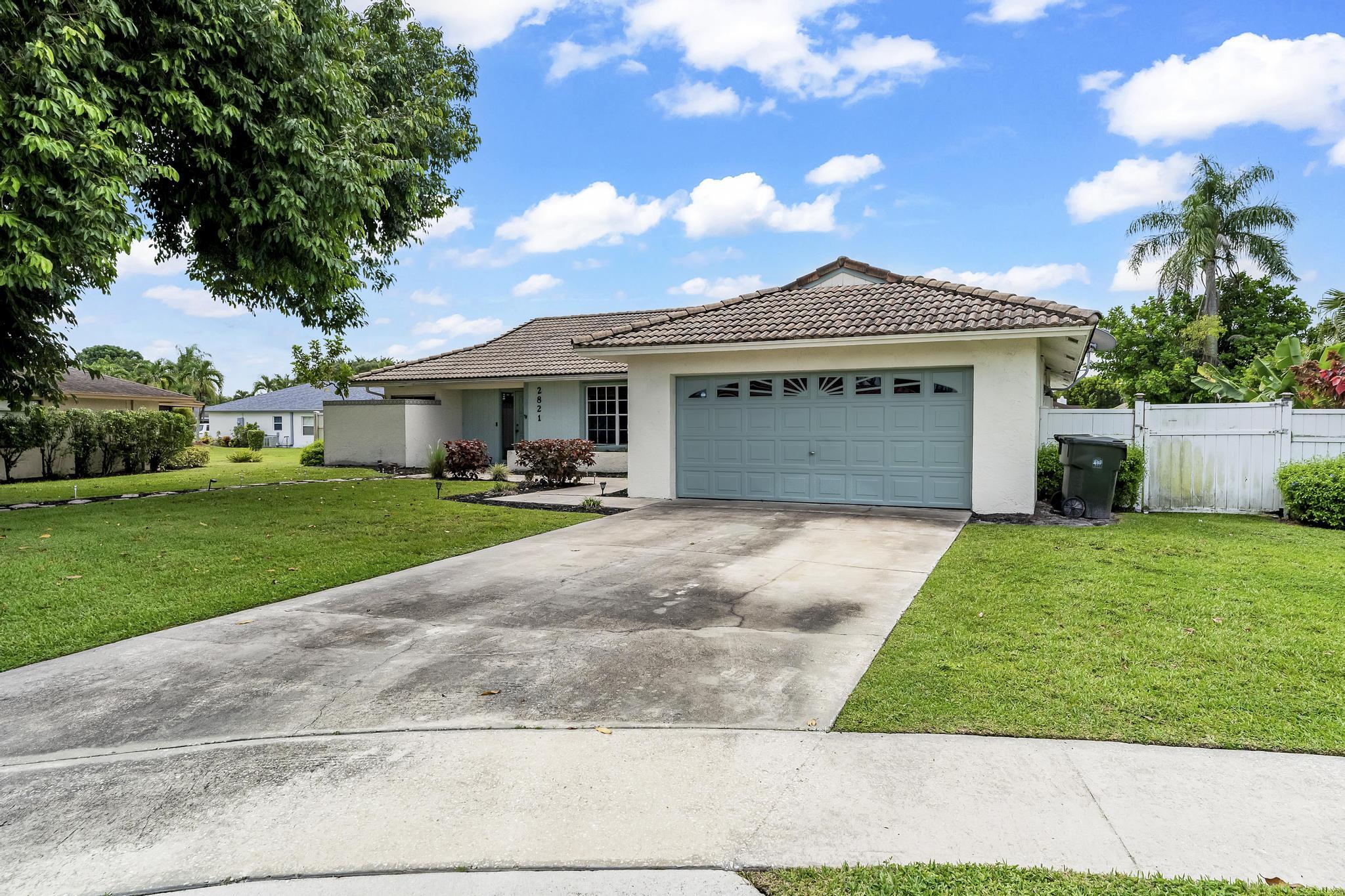 2821 Belmore Court