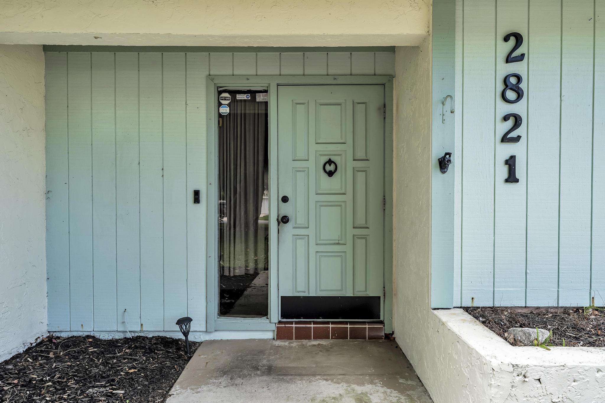 2821 Belmore Court