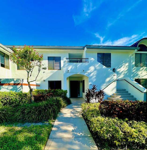 Spend the winter in sunny Florida. This 2 bed/2 bath condo with a comfortable Murphy bed in the great room is located within walking distance to the main clubhouse, restaurants, 2 championship golf courses & newly renovated tennis/pickleball center. Gleneagles is an amazing country club with a multitude of sports & social activities for everyone. It's located in the heart of Delray Beach. FULL MEMBERSHIP (social/golf/tennis & pickleball) is included. One pet under 20 lbs OK with Landlord's approval. 13% luxury sales tax required for leases under 6 mos & 1 week. Condo will be painted, additional recessed lights added & professionally cleaned prior to start of lease.