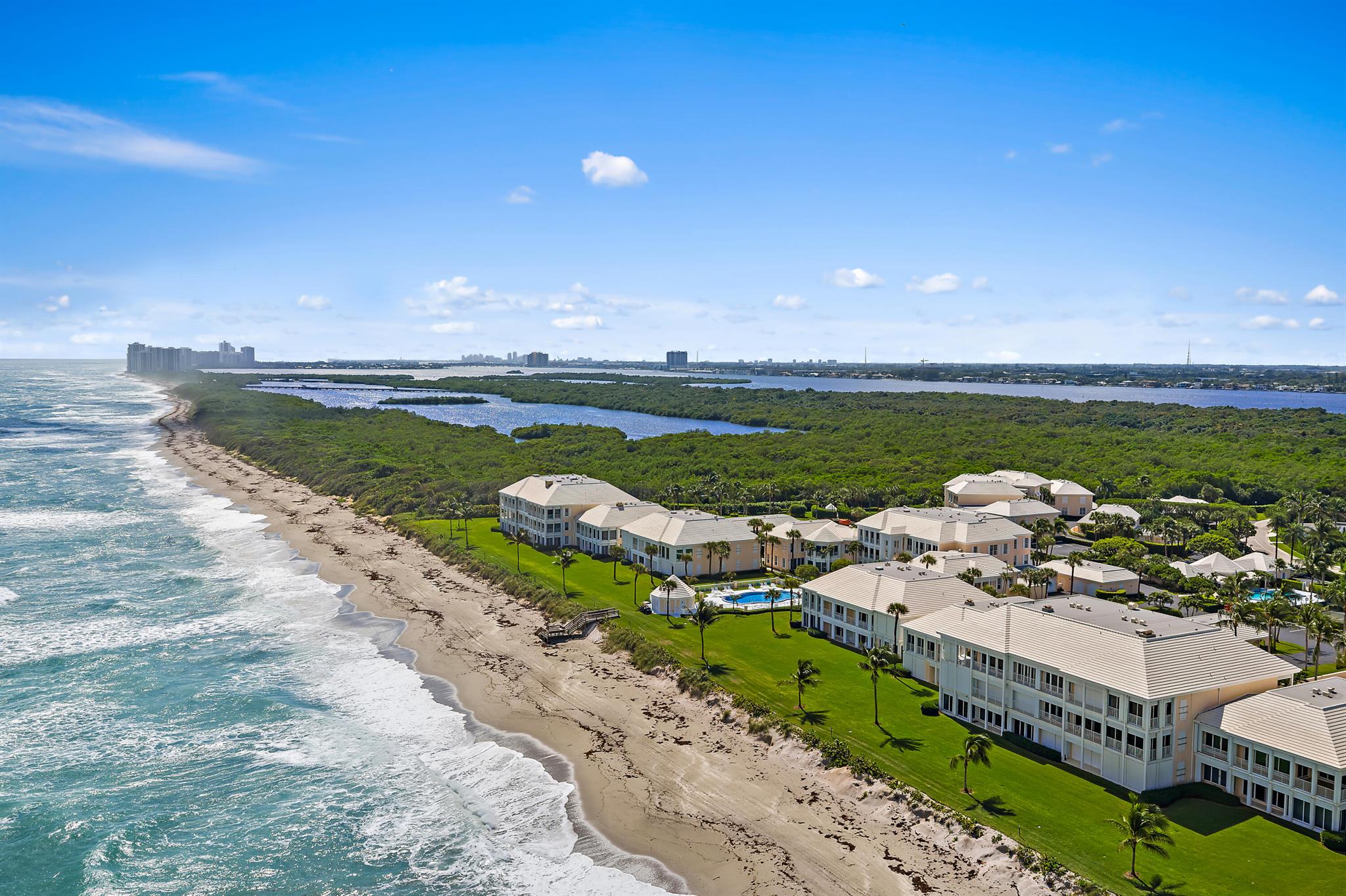 GREATHOUSE CONDO - Residential