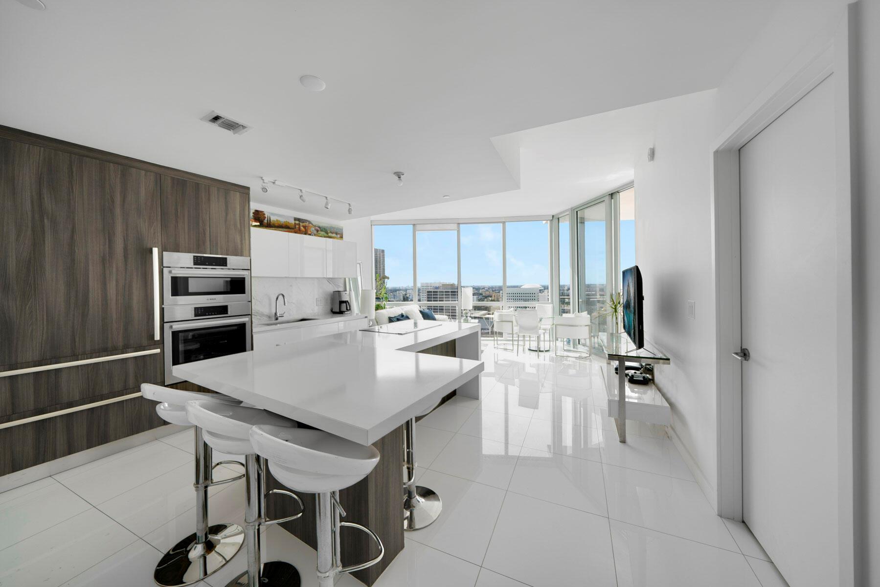 851 NE 1st Avenue 2410