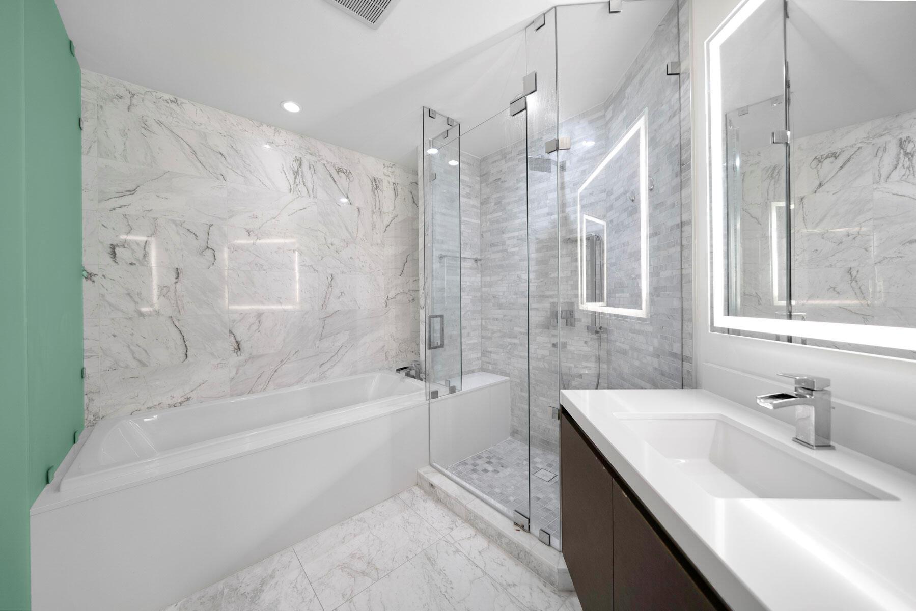 PARAMOUNT MIAMI WORLDCENT - Residential