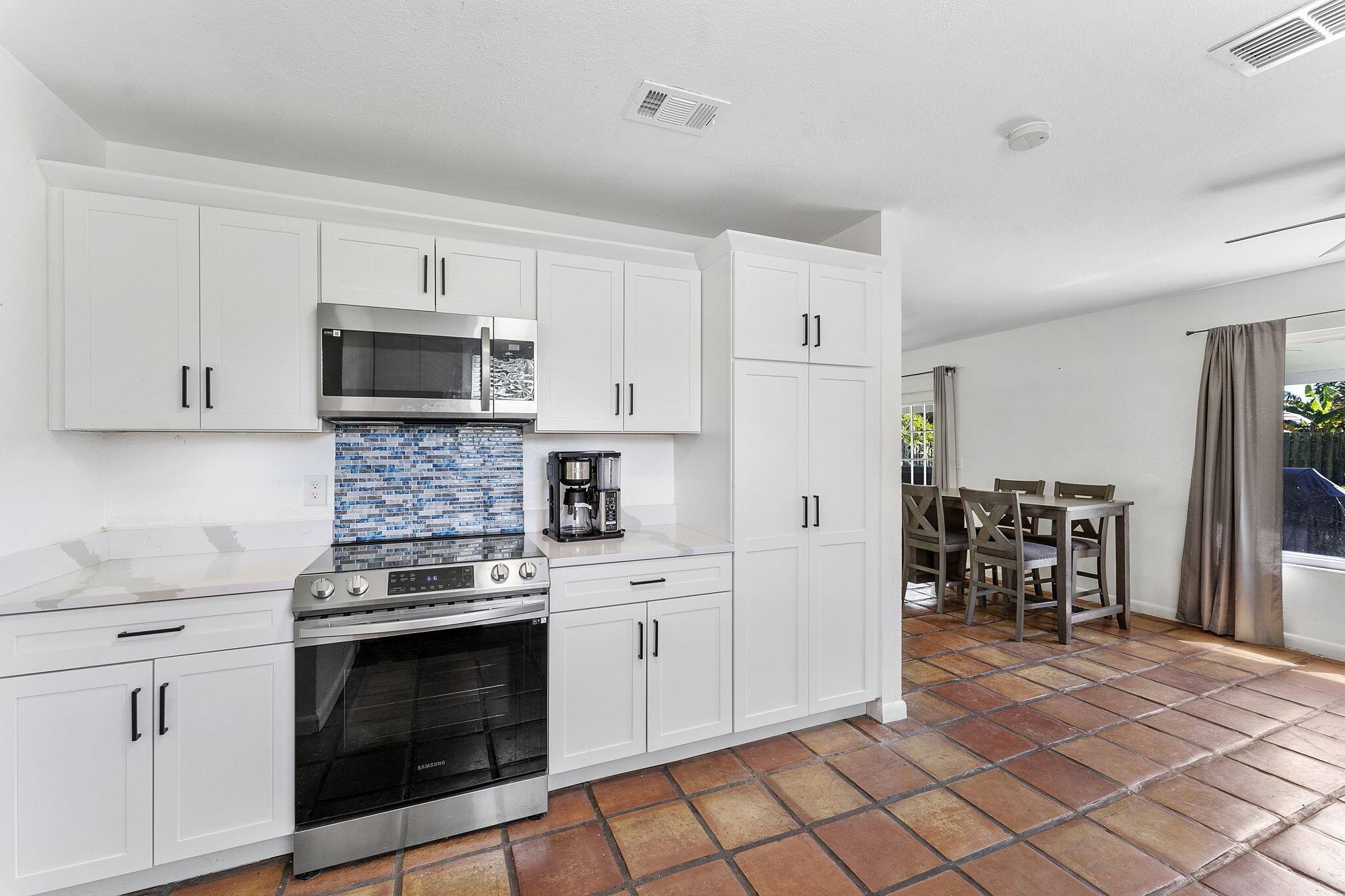 PORT ST LUCIE SECTION 50 - Residential Lease