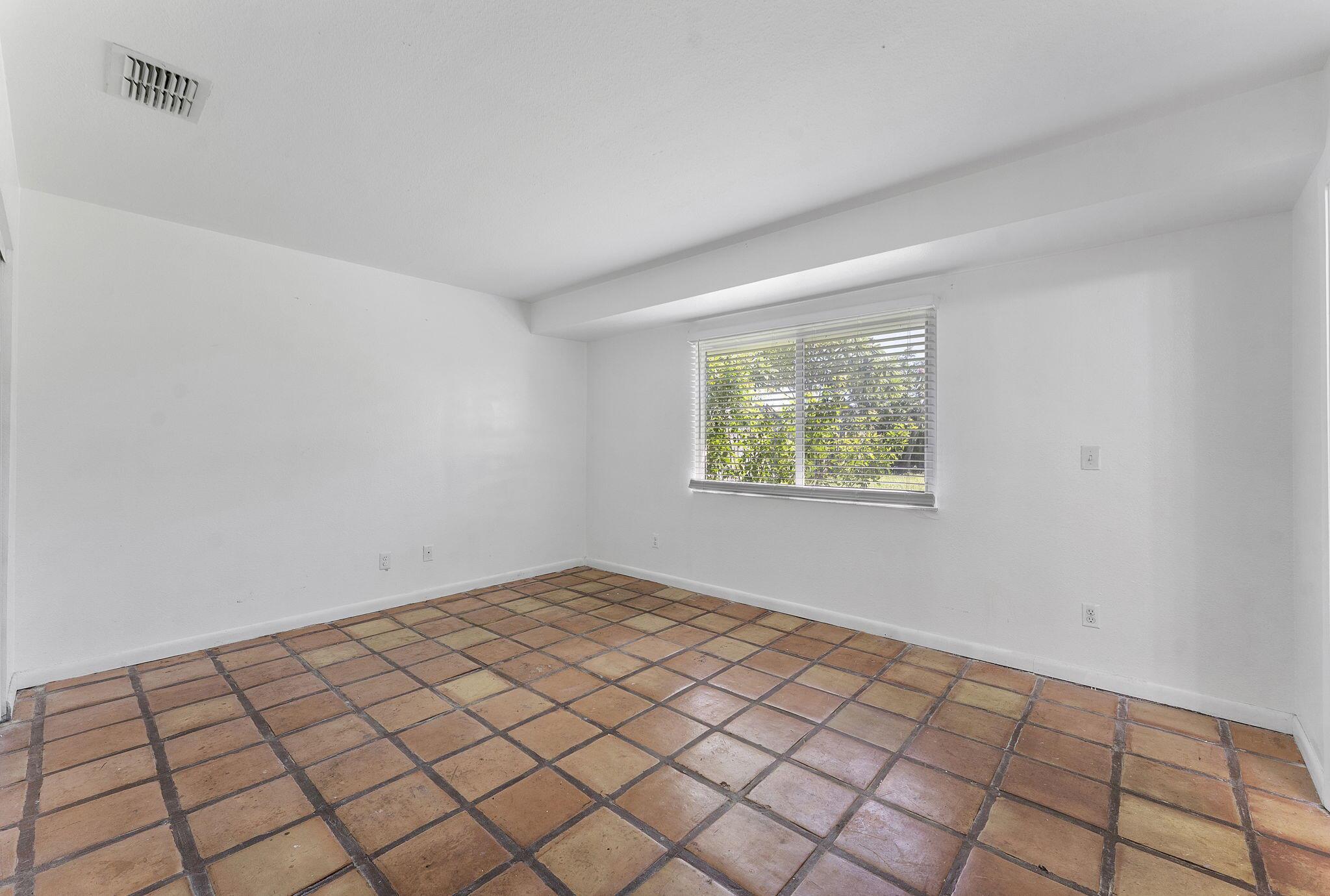 PORT ST LUCIE SECTION 50 - Residential Lease