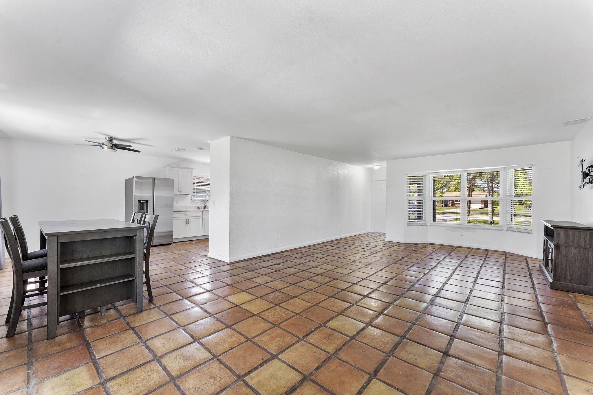 PORT ST LUCIE SECTION 50 - Residential Lease