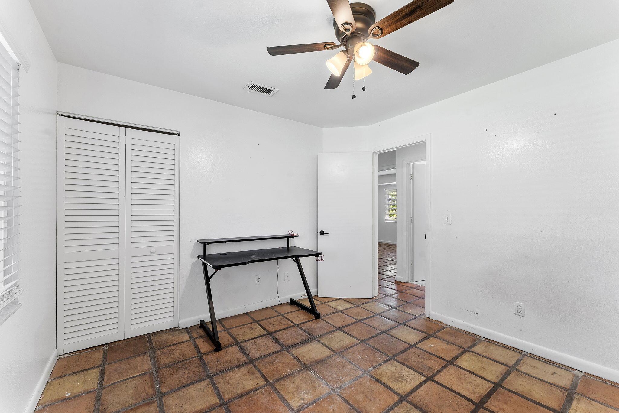 PORT ST LUCIE SECTION 50 - Residential Lease