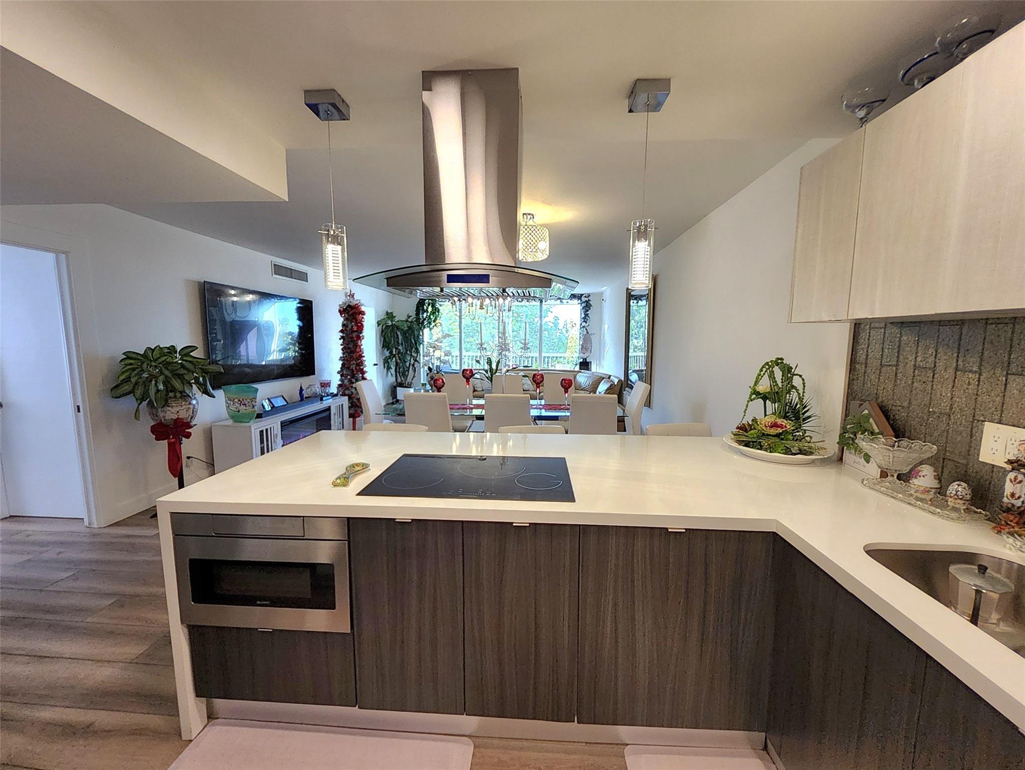 PALM AIRE - Residential