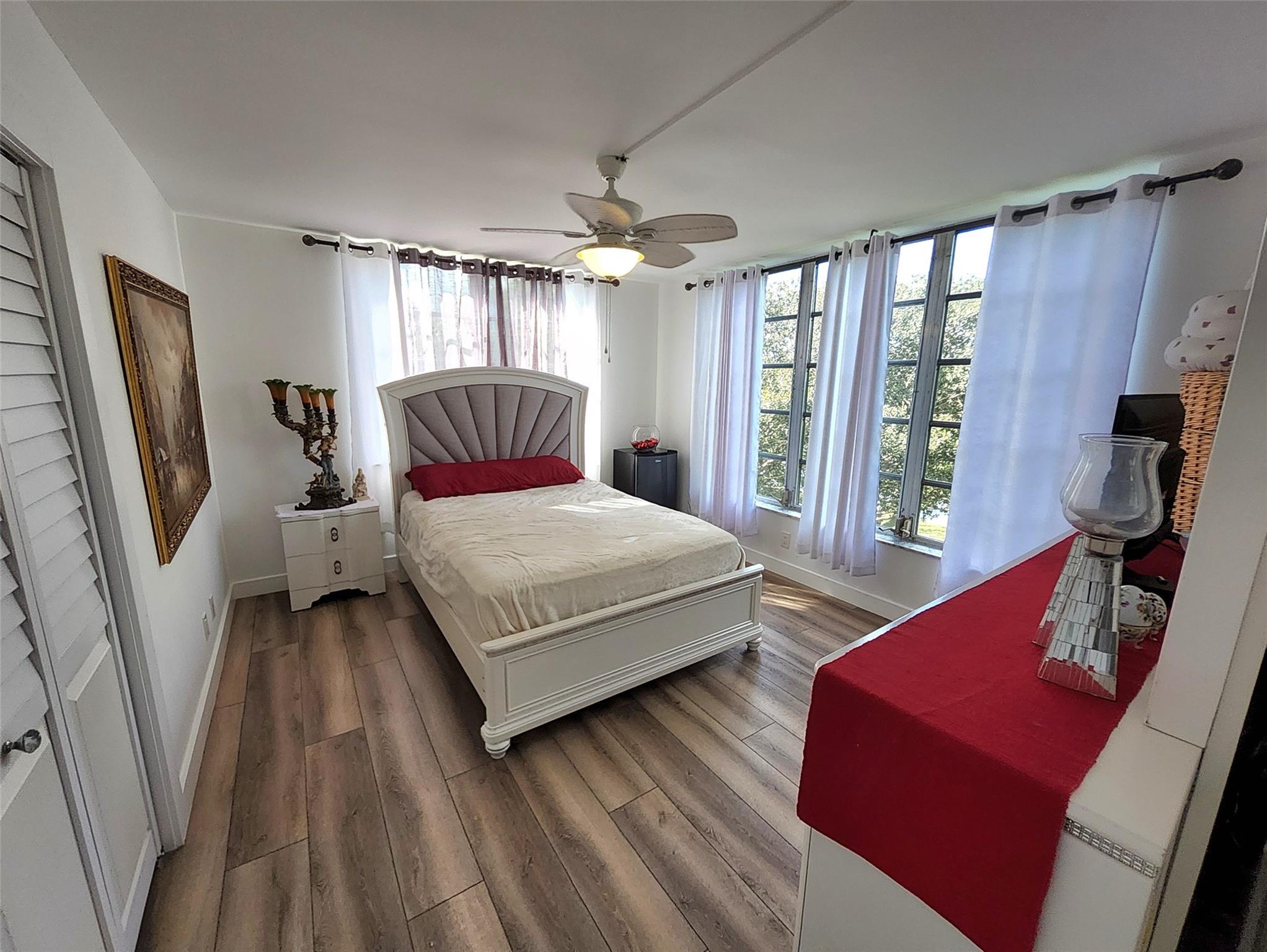 PALM AIRE - Residential