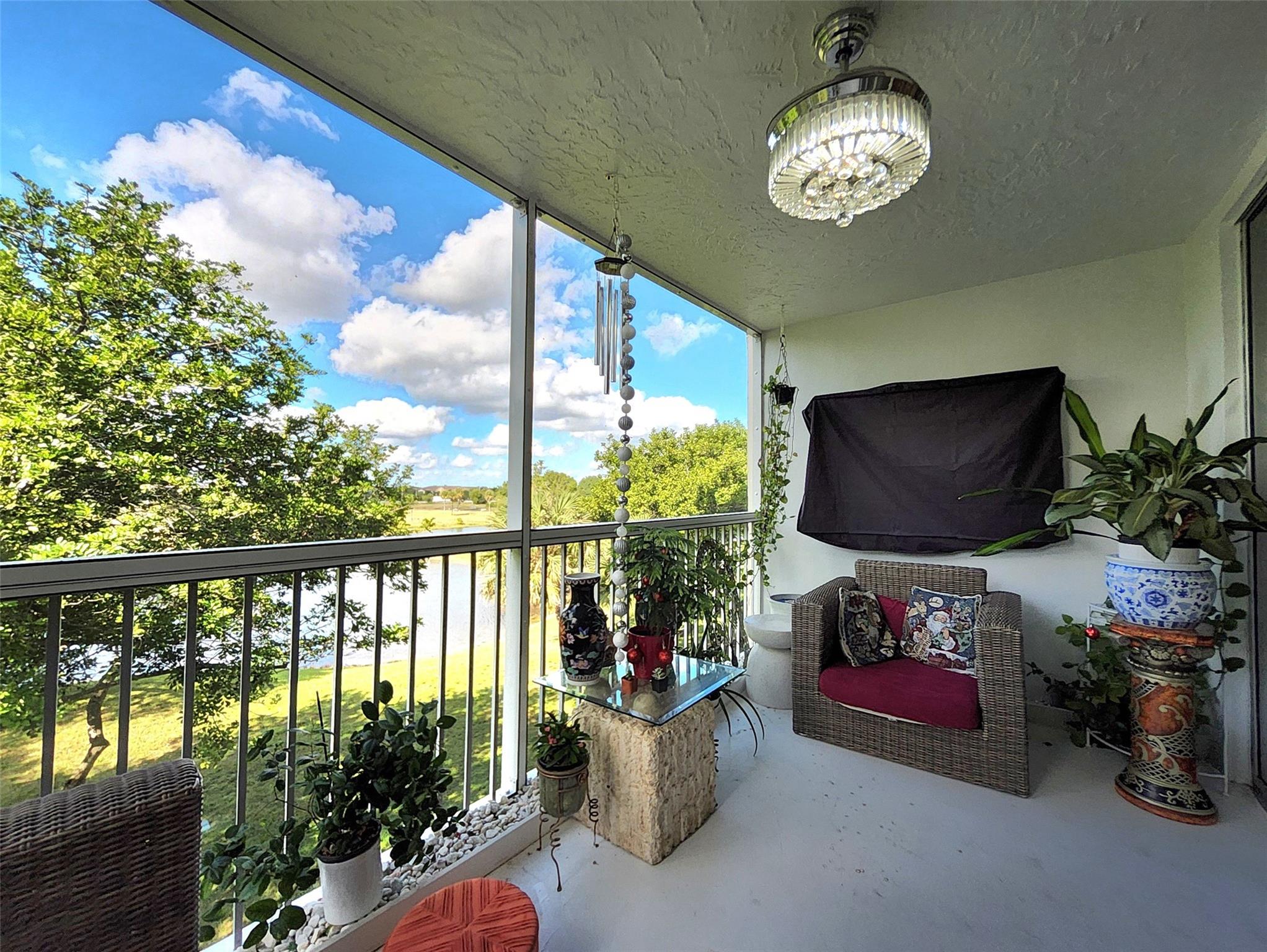 PALM AIRE - Residential