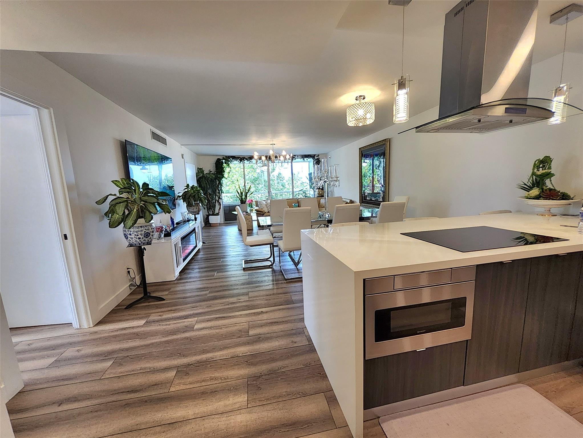 3090 N Course Drive 412