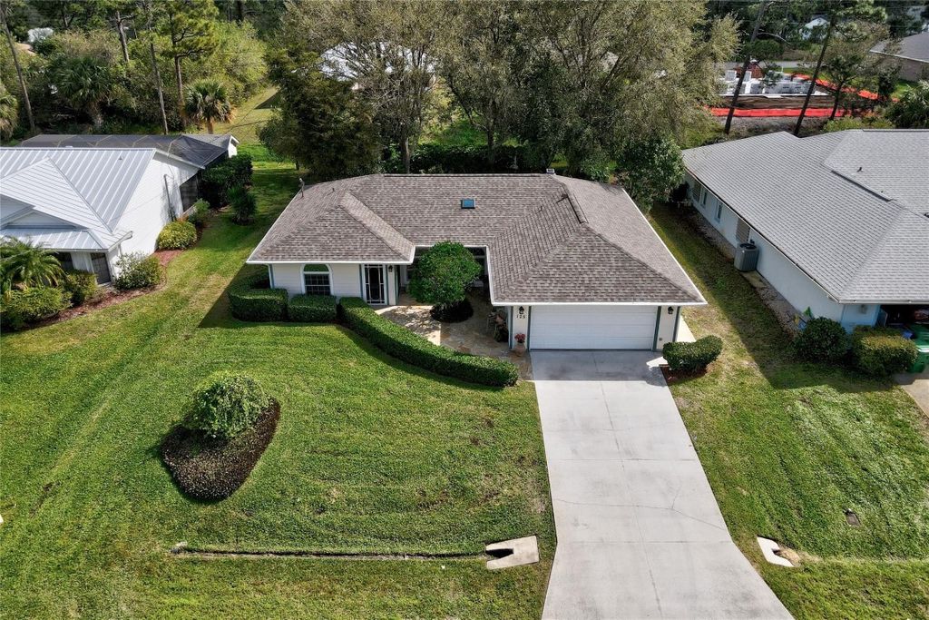 Photo of 125 Nebraska Circle, Sebastian, FL 32958 (MLS # F10497518)
