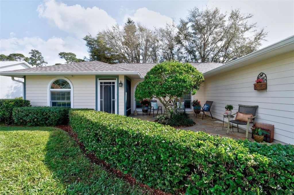 Photo of 125 Nebraska Circle, Sebastian, FL 32958 (MLS # F10497518)
