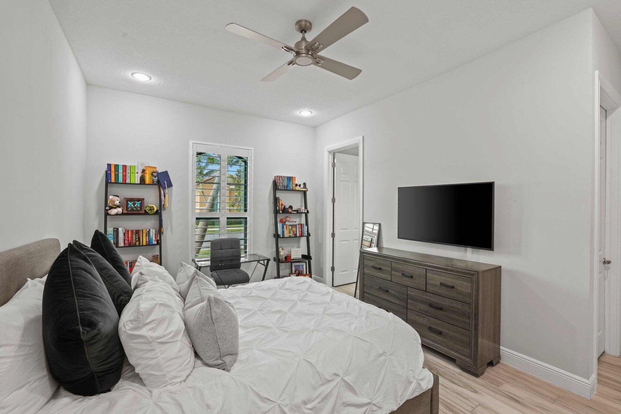 PARKLAND ROYALE - Residential