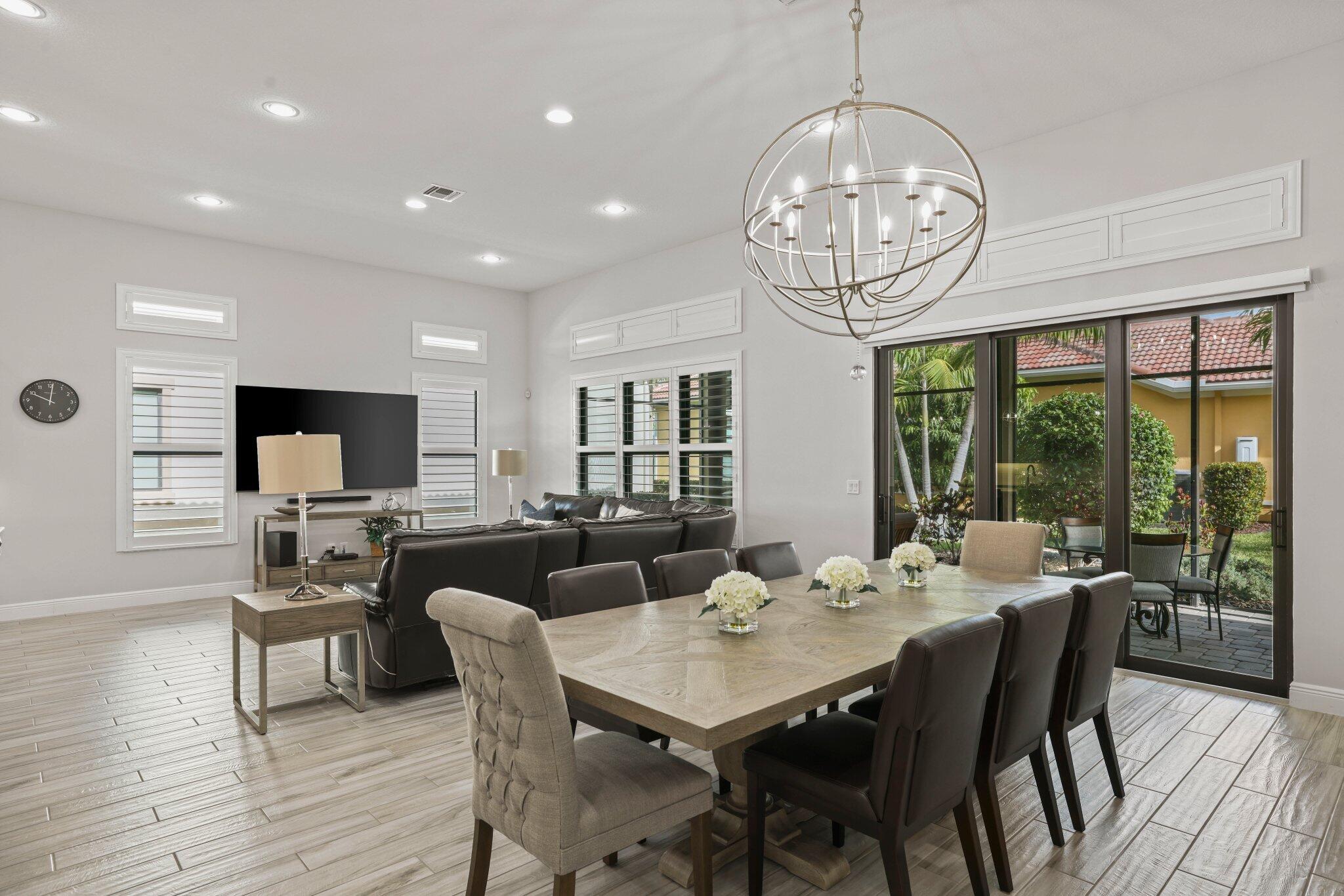 PARKLAND ROYALE - Residential