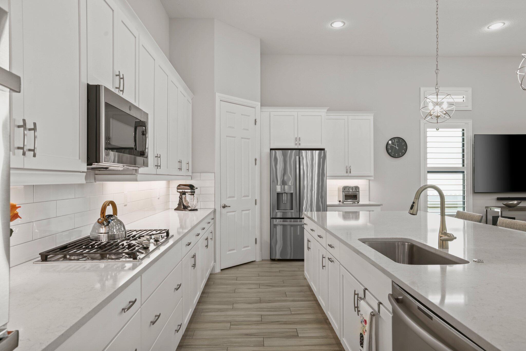 PARKLAND ROYALE - Residential