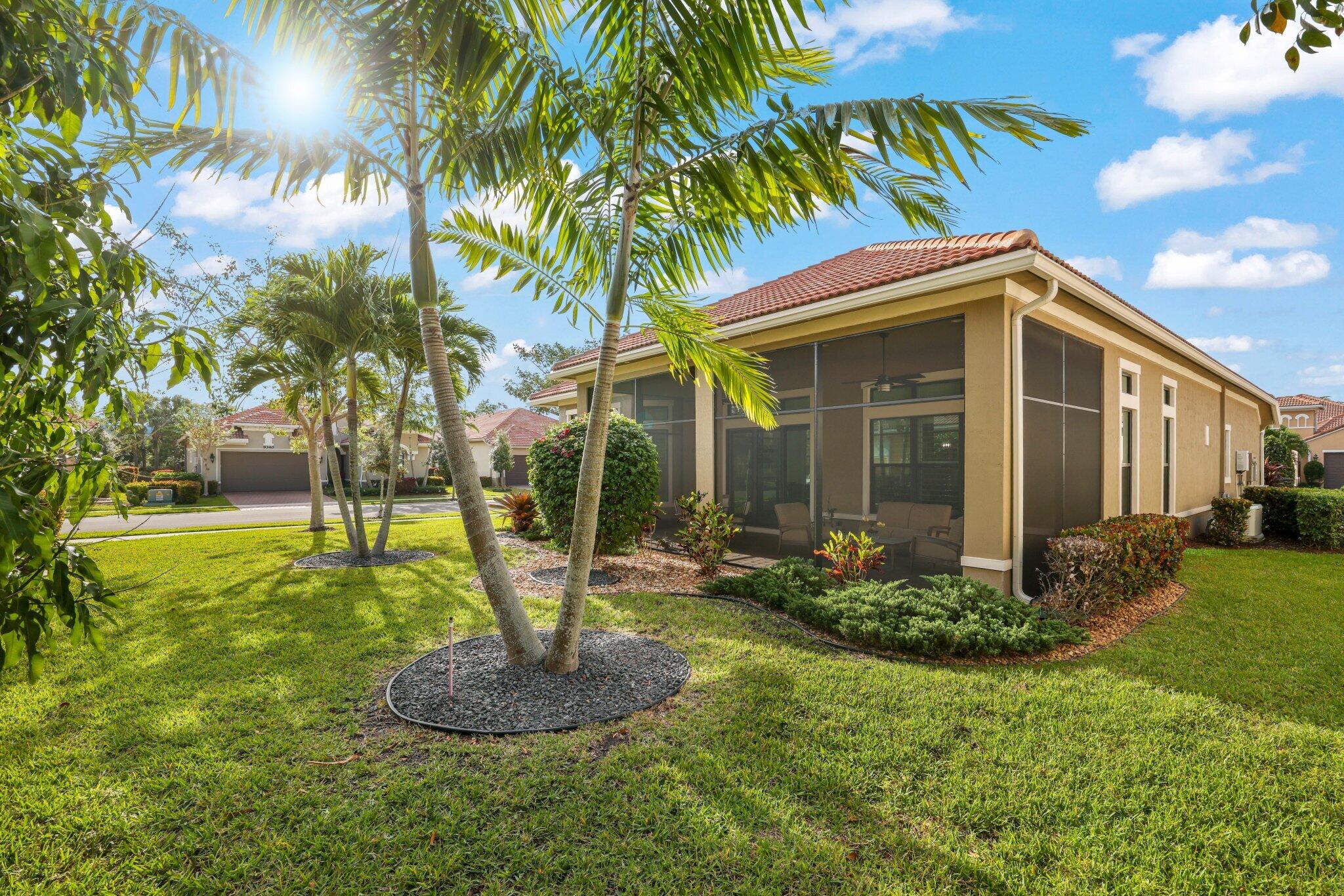 PARKLAND ROYALE - Residential