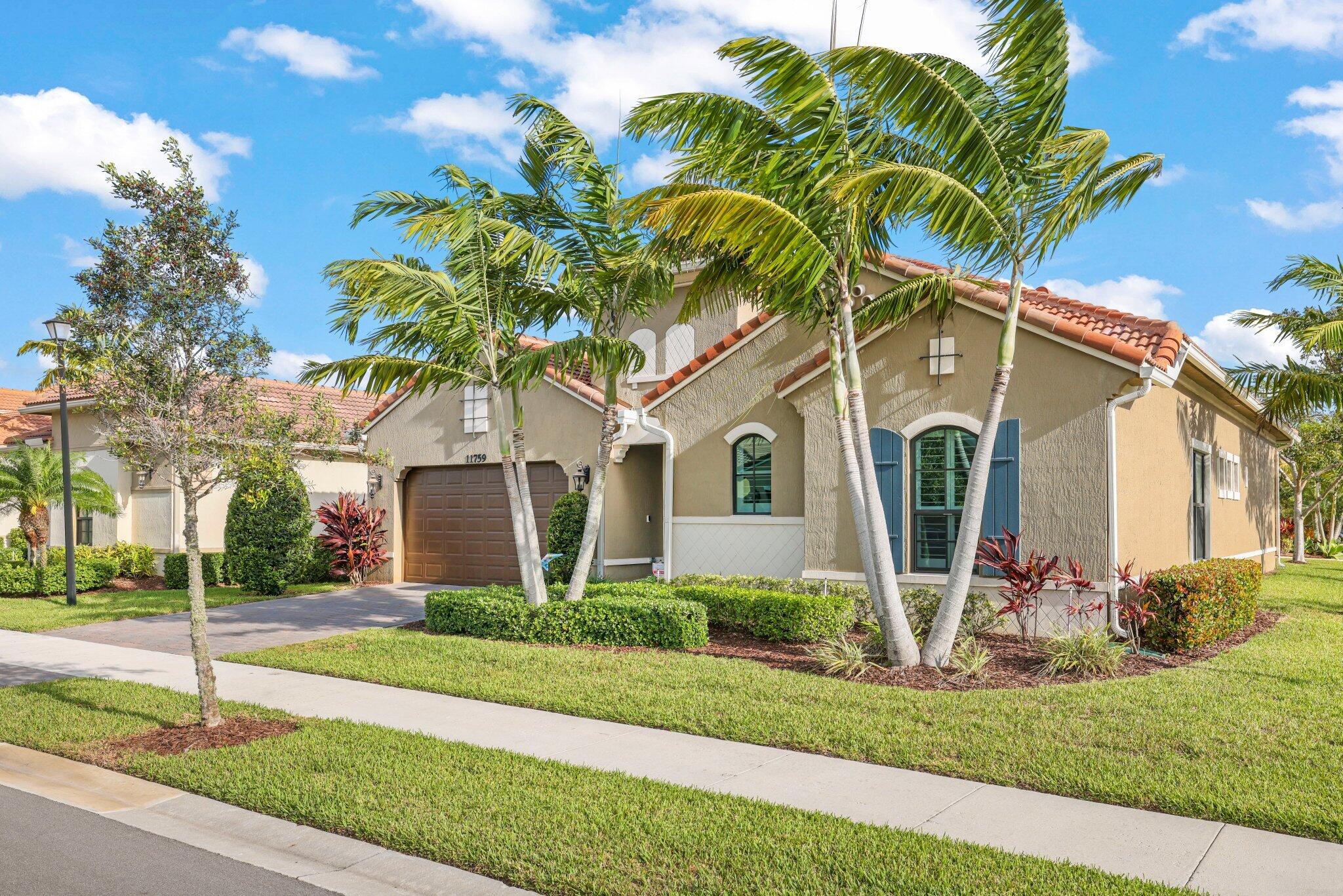 PARKLAND ROYALE - Residential