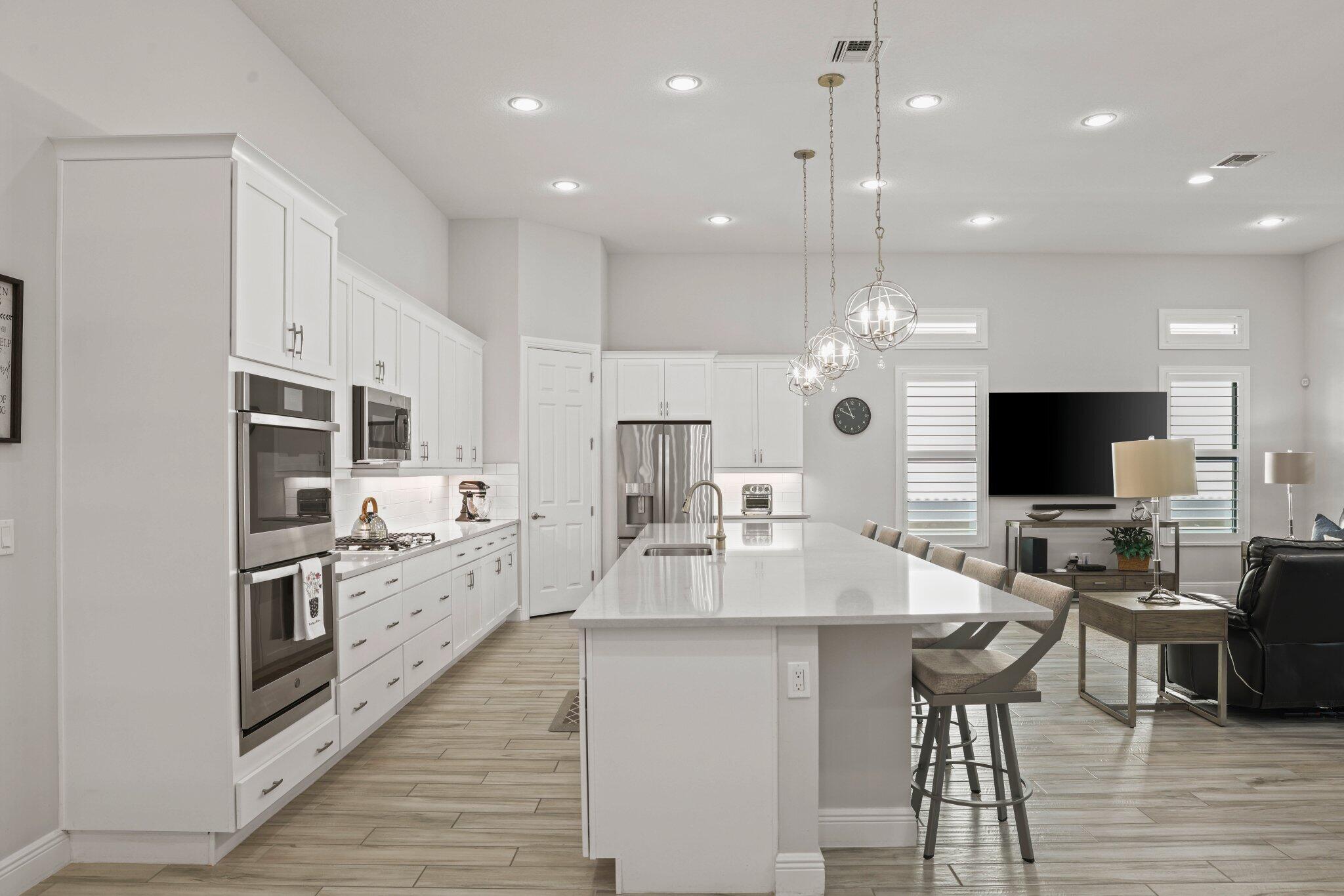 PARKLAND ROYALE - Residential