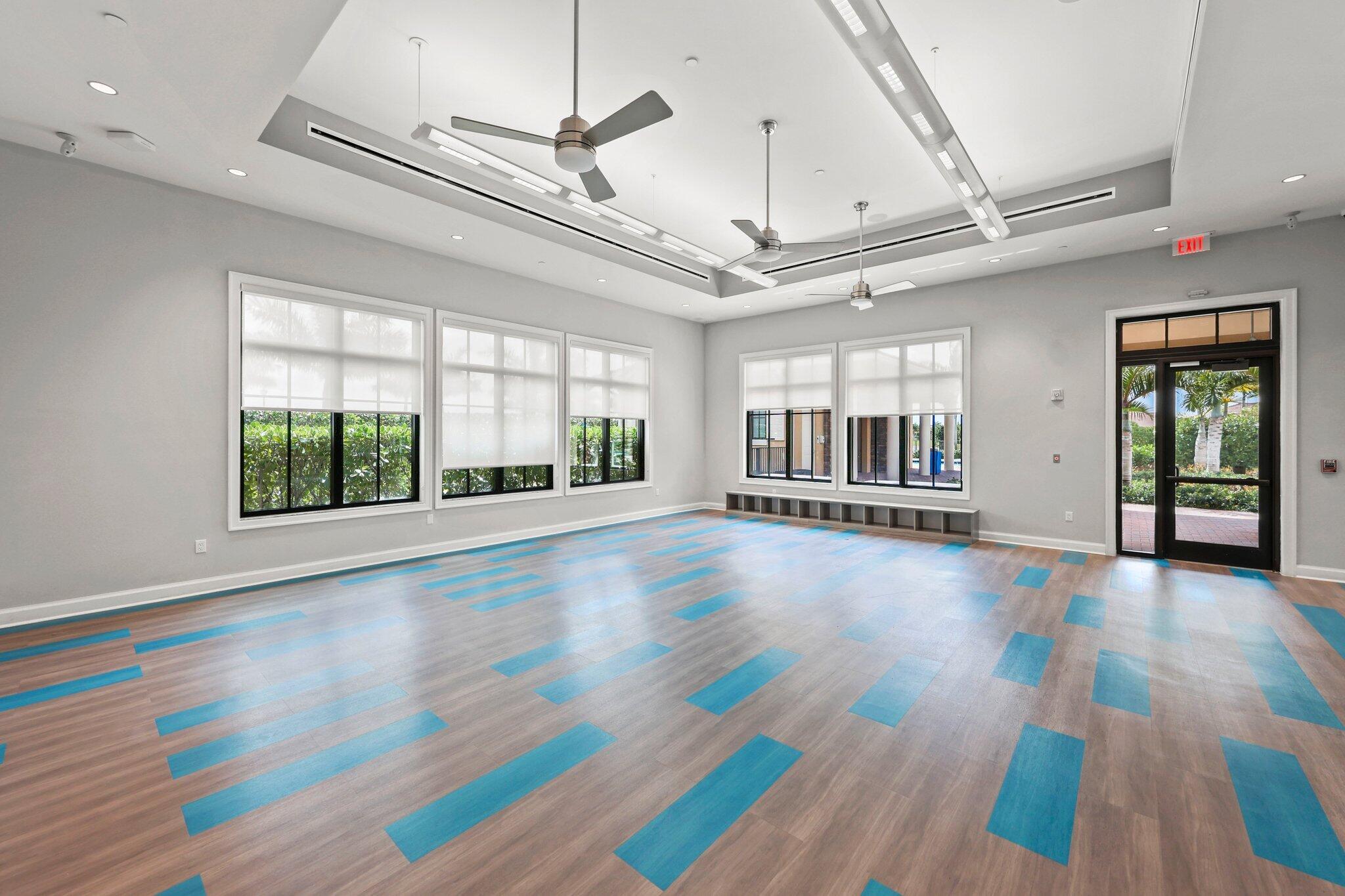 PARKLAND ROYALE - Residential