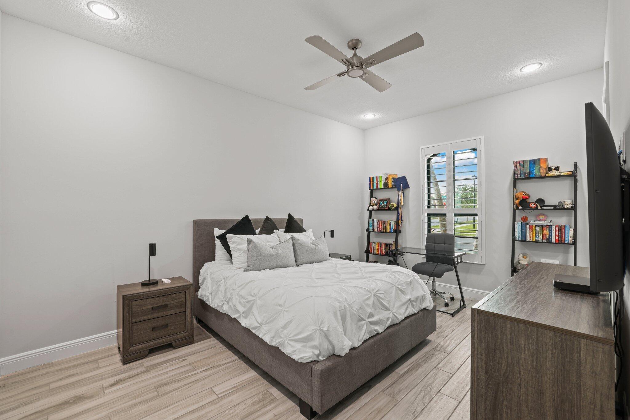 PARKLAND ROYALE - Residential