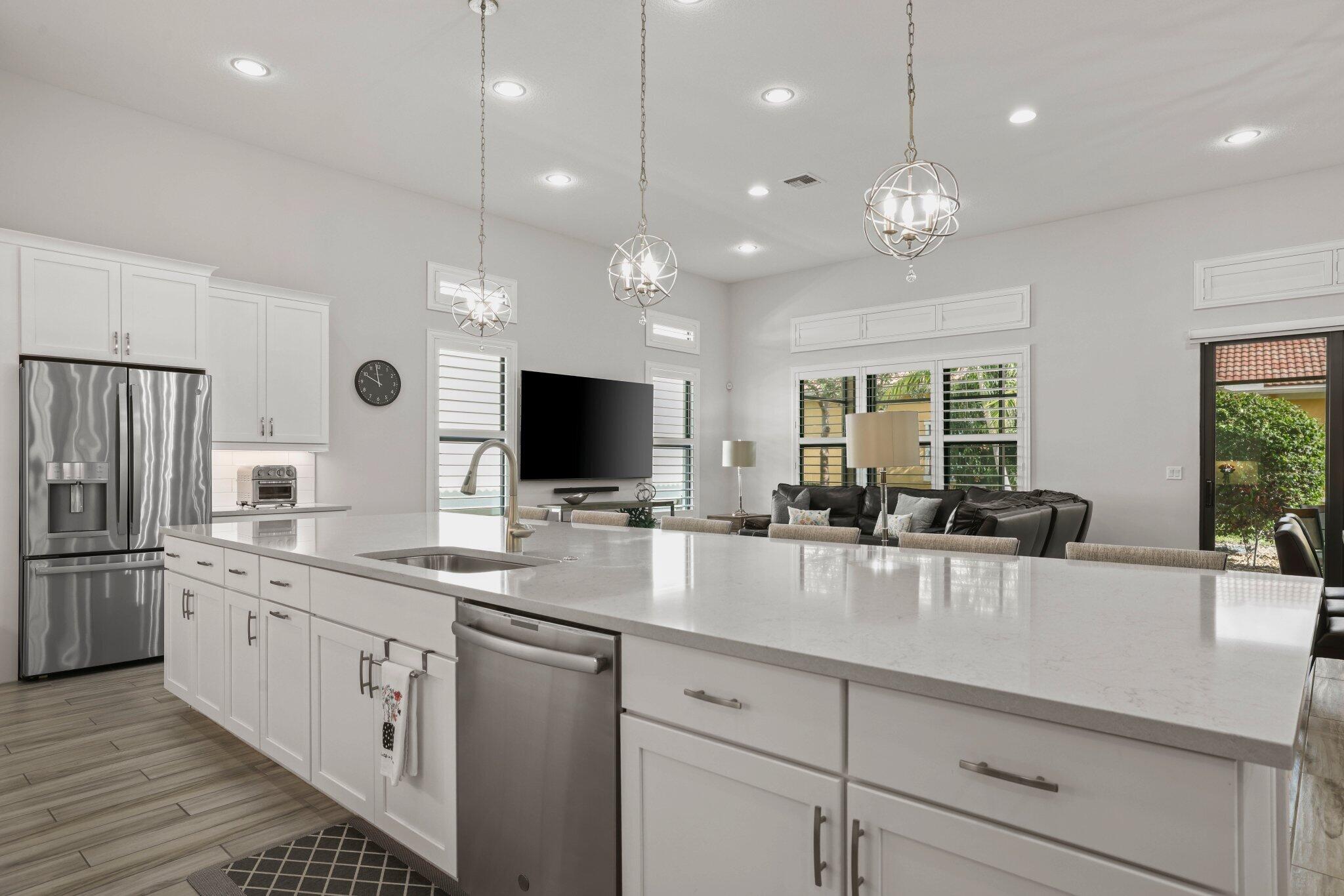 PARKLAND ROYALE - Residential