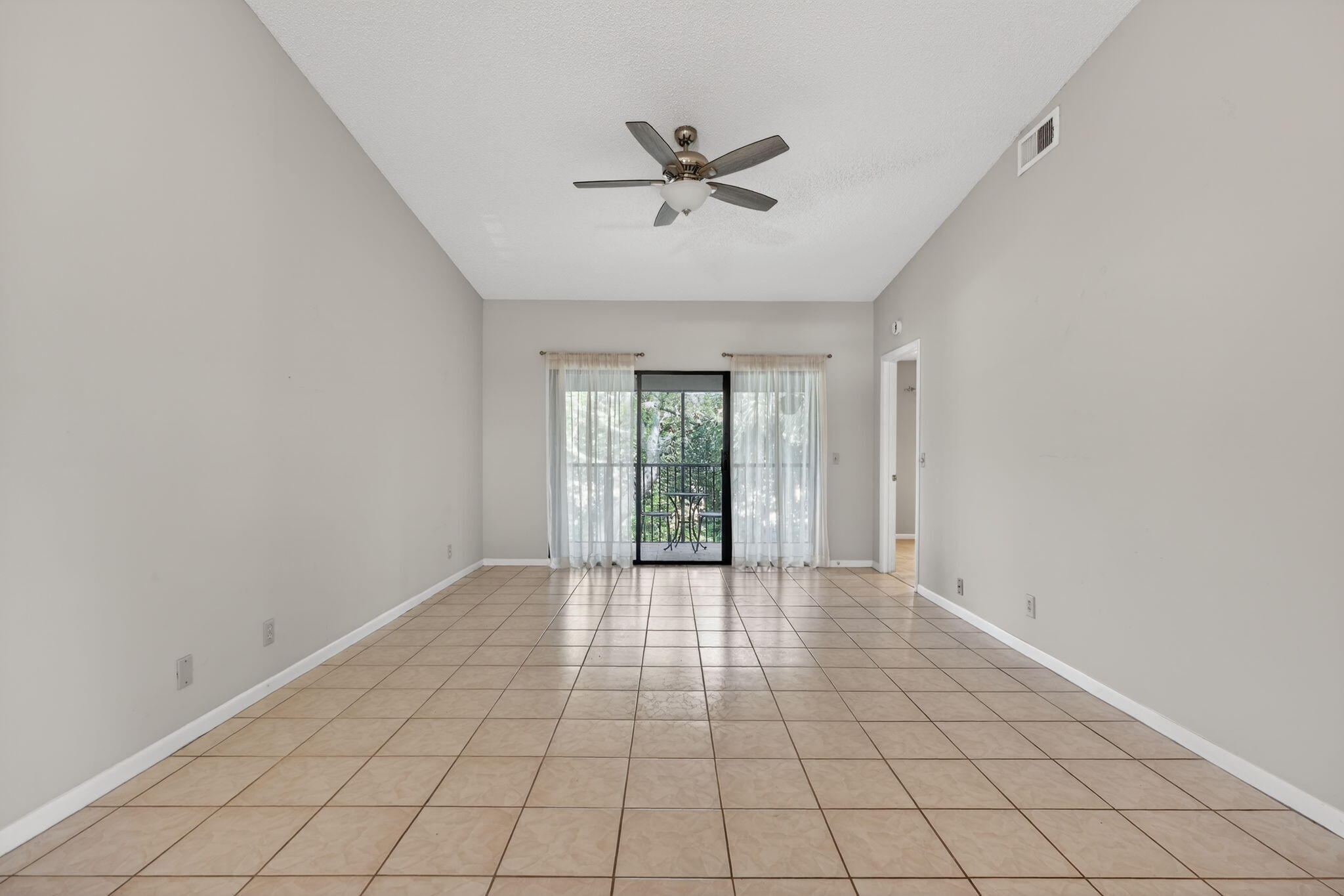 SABAL RIDGE CONDO - Residential