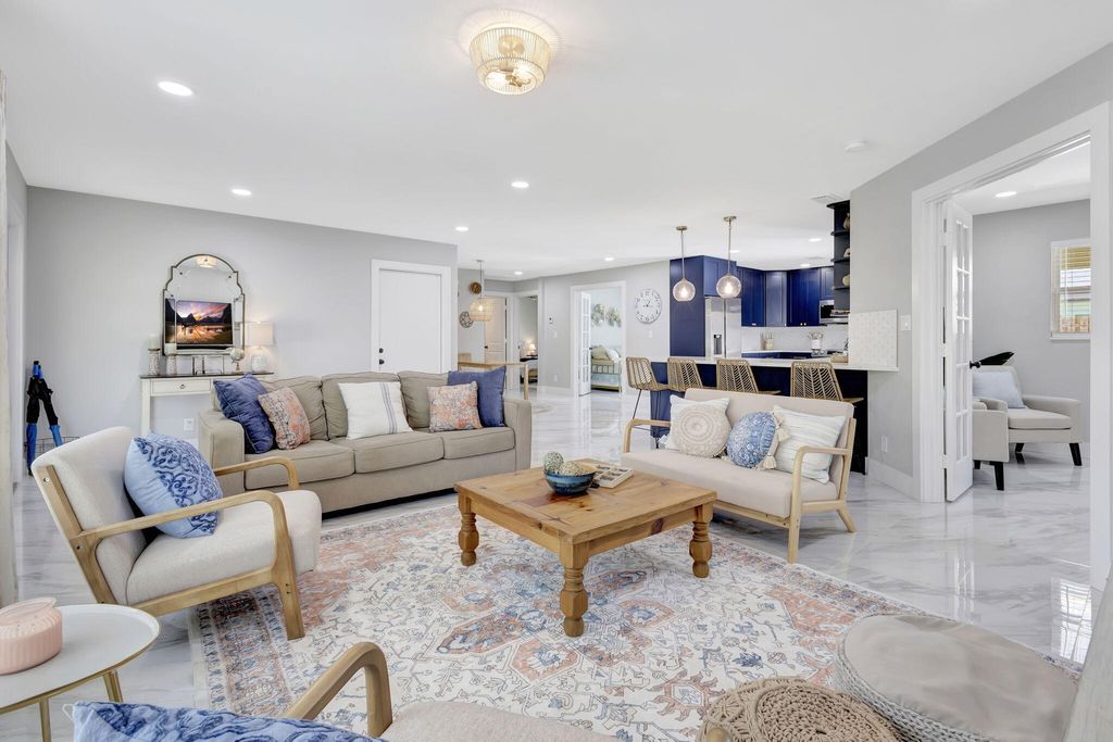 Photo of 1560 Firethorn Drive, Wellington, FL 33414 (MLS # R11011515)