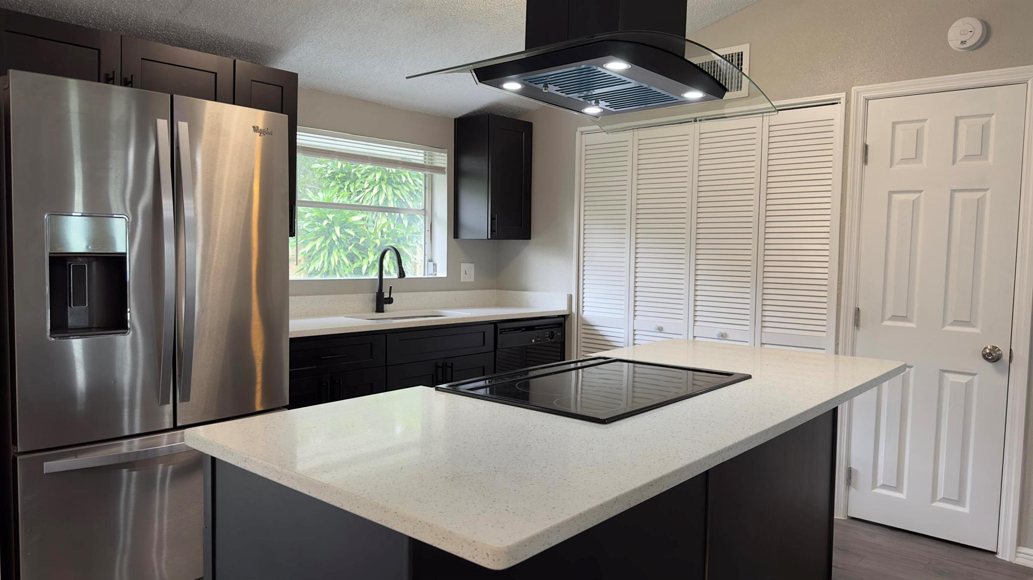 UPDATED SINGLE FAMILY IN THE HEART OF LAKE WORTH. OFFERING THREE BEDROOMS TWO BATHS. KITCHEN FEATURES STAINLESS APPLIANCES BLACK CABINETRY RANGE WITH STAINLESS HOOD. MASTER BATH WITH WALK IN SHOWER GUEST BATH WITH TUB /SHOWER COMBINATION. FULL SIZE WASHER / DRYER IN UNIT. SLIDERS TO A FULLY FENCED IN YARD AND PET FRIENDLY! IN CLOSE PROXIMITY TO SHOPPING, DINING AND ENTERTAINMENT. WALKING DISTANCE TO PARKS AND SCHOOLS.