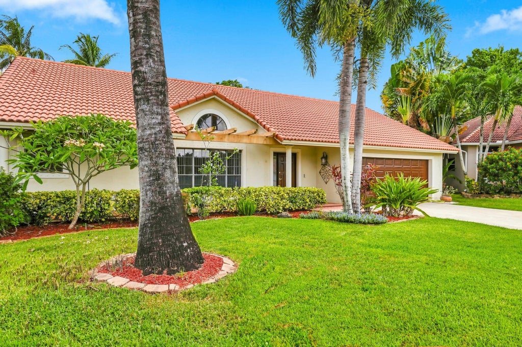 Photo of 10798 CYPRESS BEND Drive, Boca Raton, FL 33498 (MLS # B26068843)