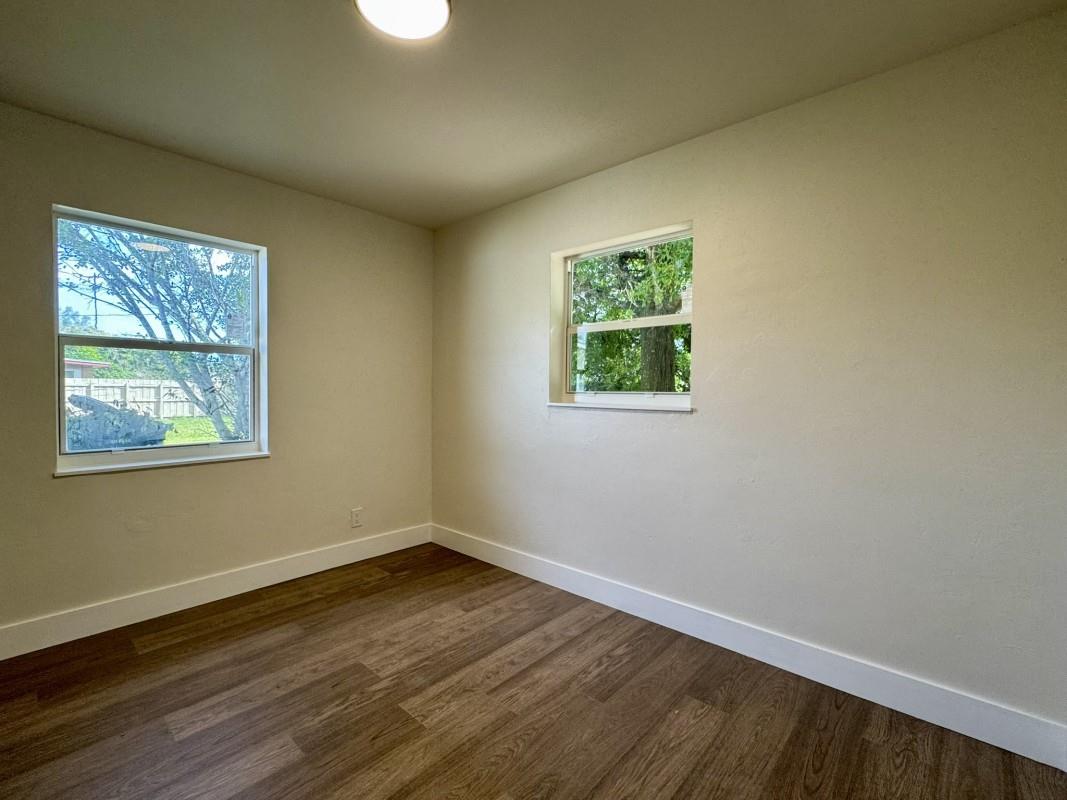 Lauderdale Manors Add 30- - Residential Lease