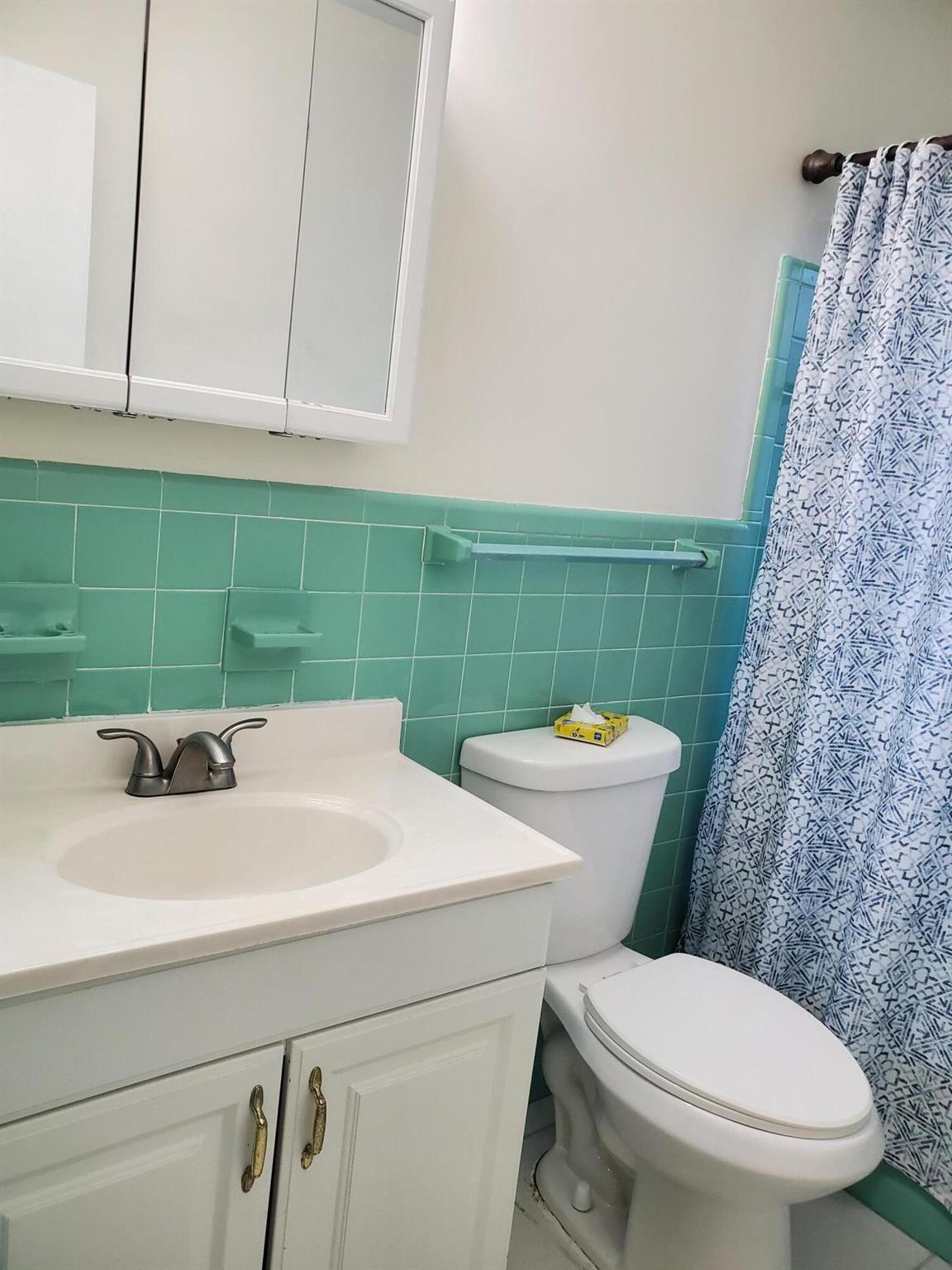 CORAL RIDGE ISLES - Residential Lease